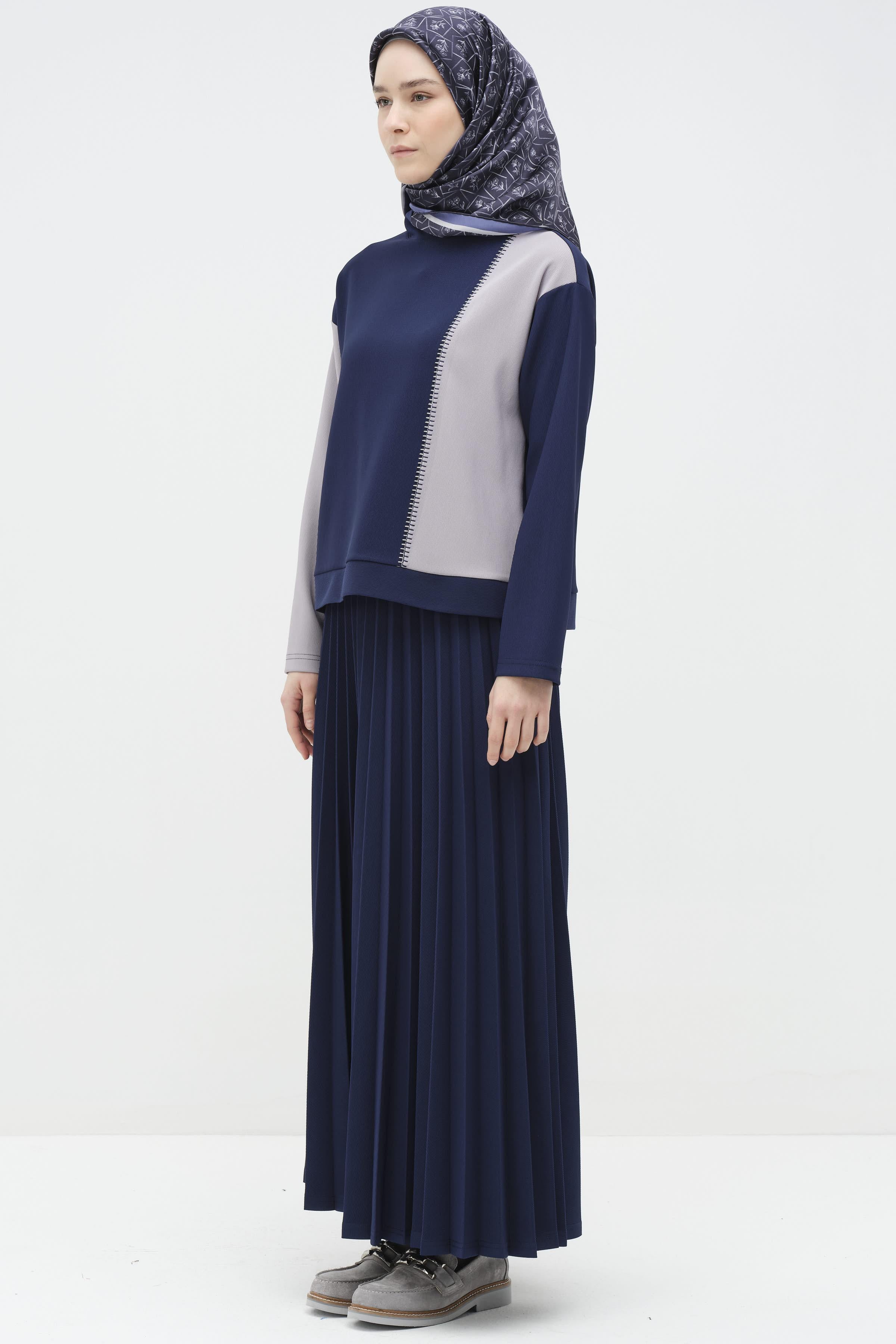 Garnili Nakış Detaylı Etek Bluz Örme Takım - Lacivert TUGBA