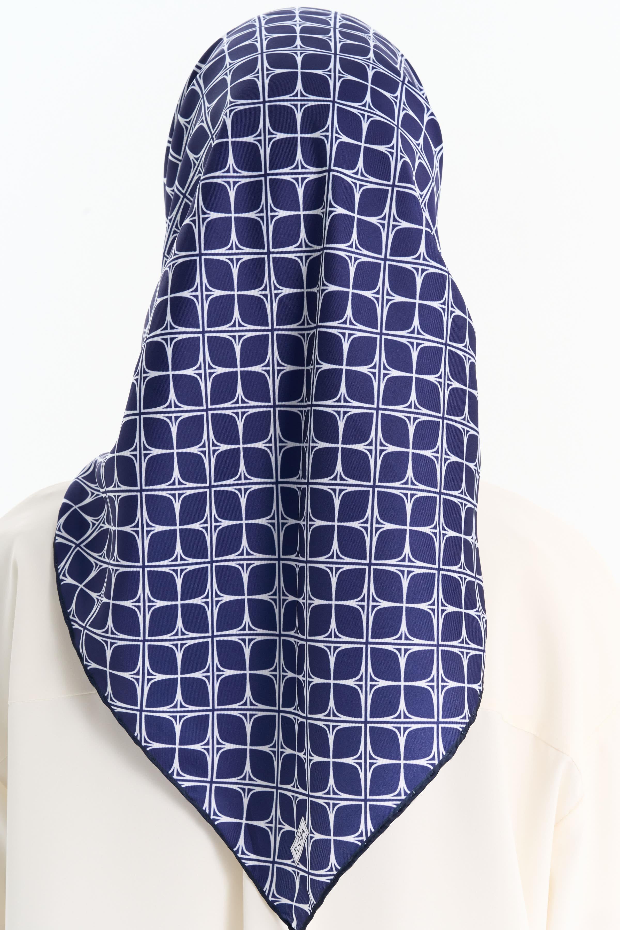 Geometrik Desenli Stil Eşarp - Havacı TUGBA