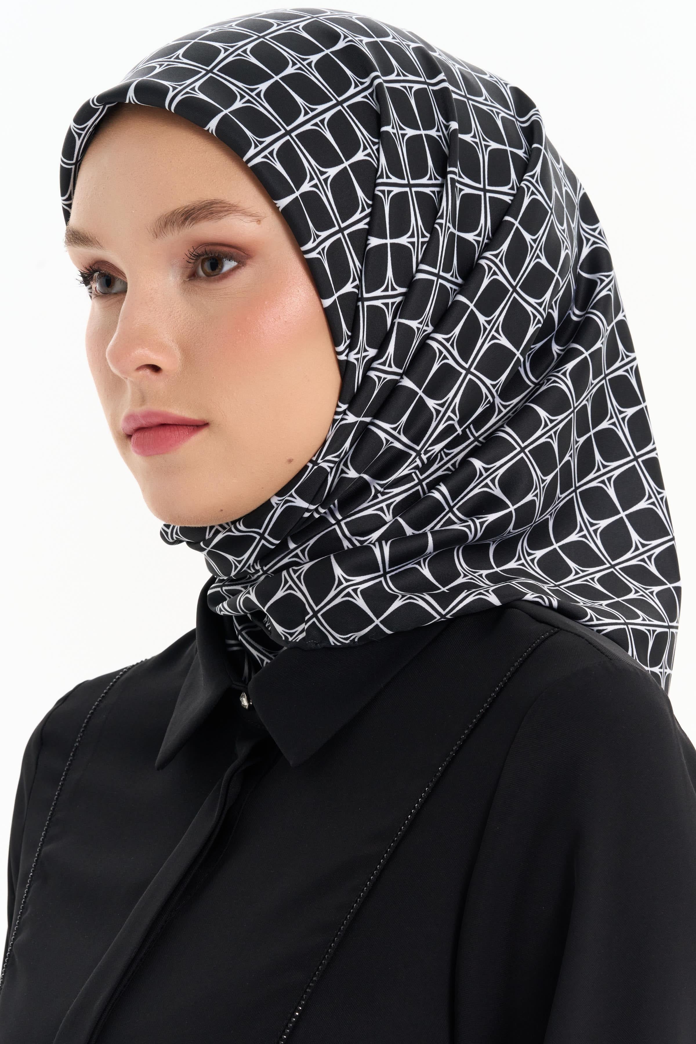 Geometrik Desenli Stil Eşarp - Siyah TUGBA