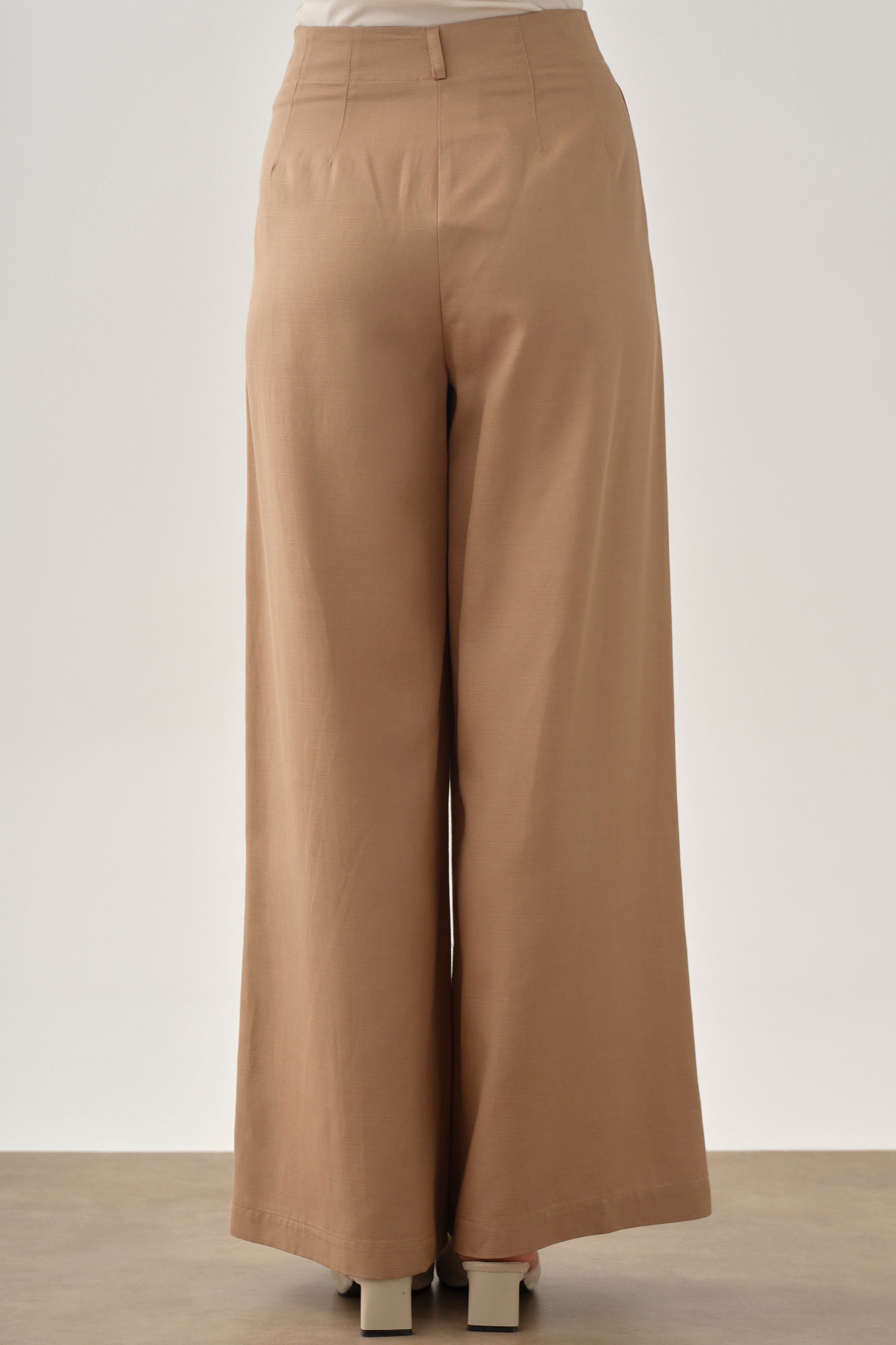 Gizli Cepli Pile Detaylı Pantolon - Bej TUGBA