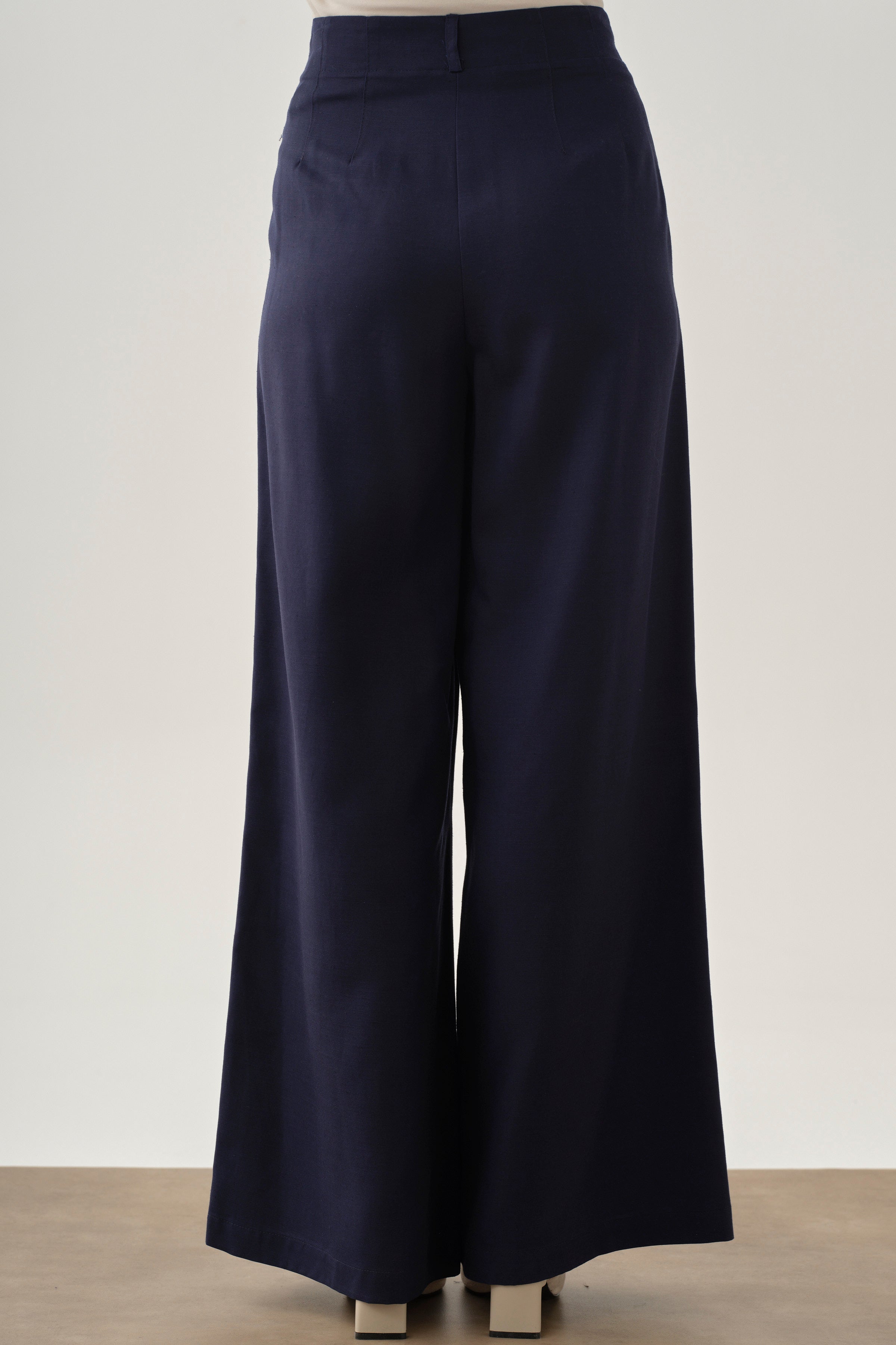 Gizli Cepli Pile Detaylı Pantolon - Lacivert TUGBA