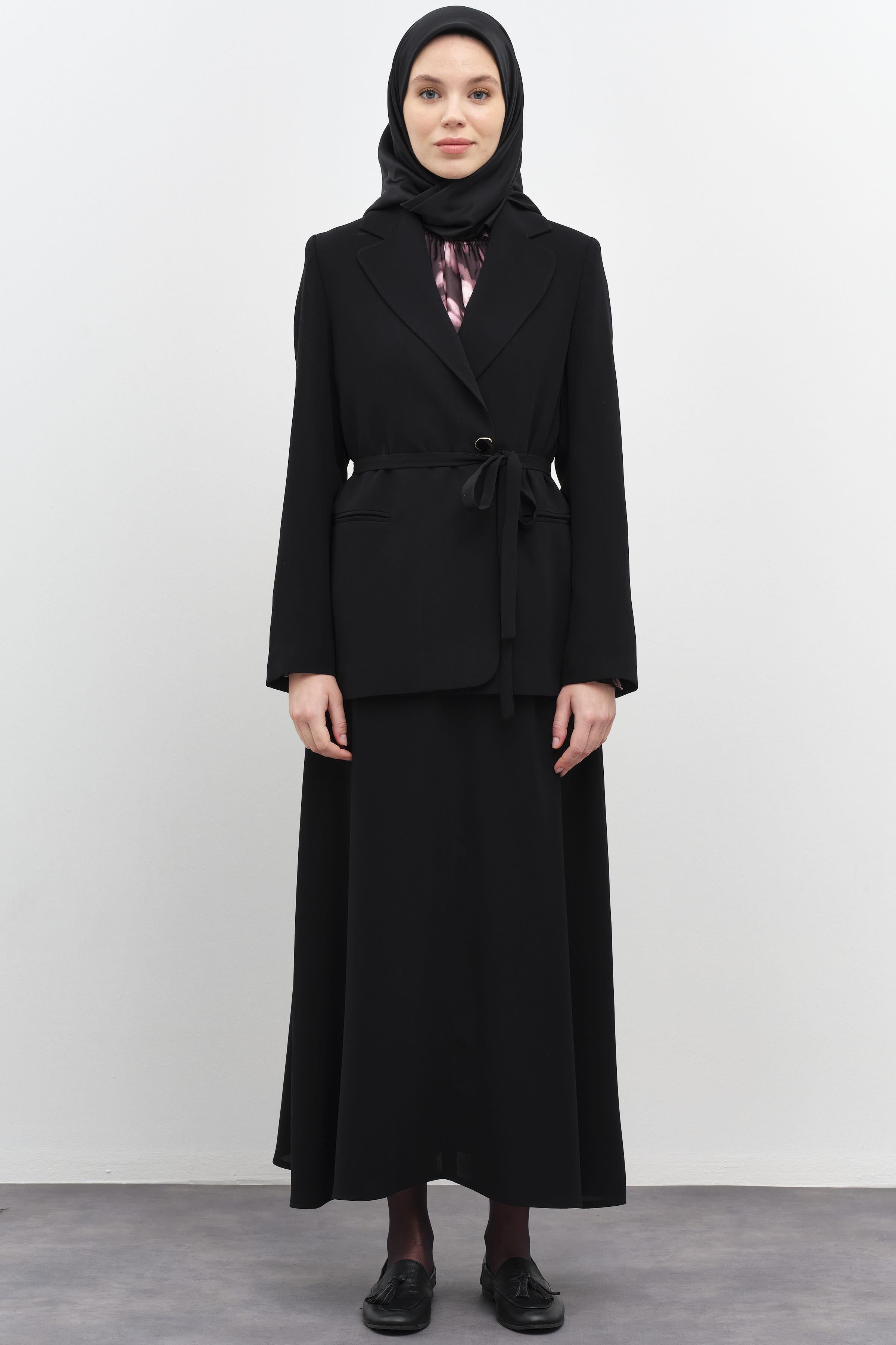 Gizli Pat Düğmeli Beli Kuşaklı Ceket - Siyah TUGBA