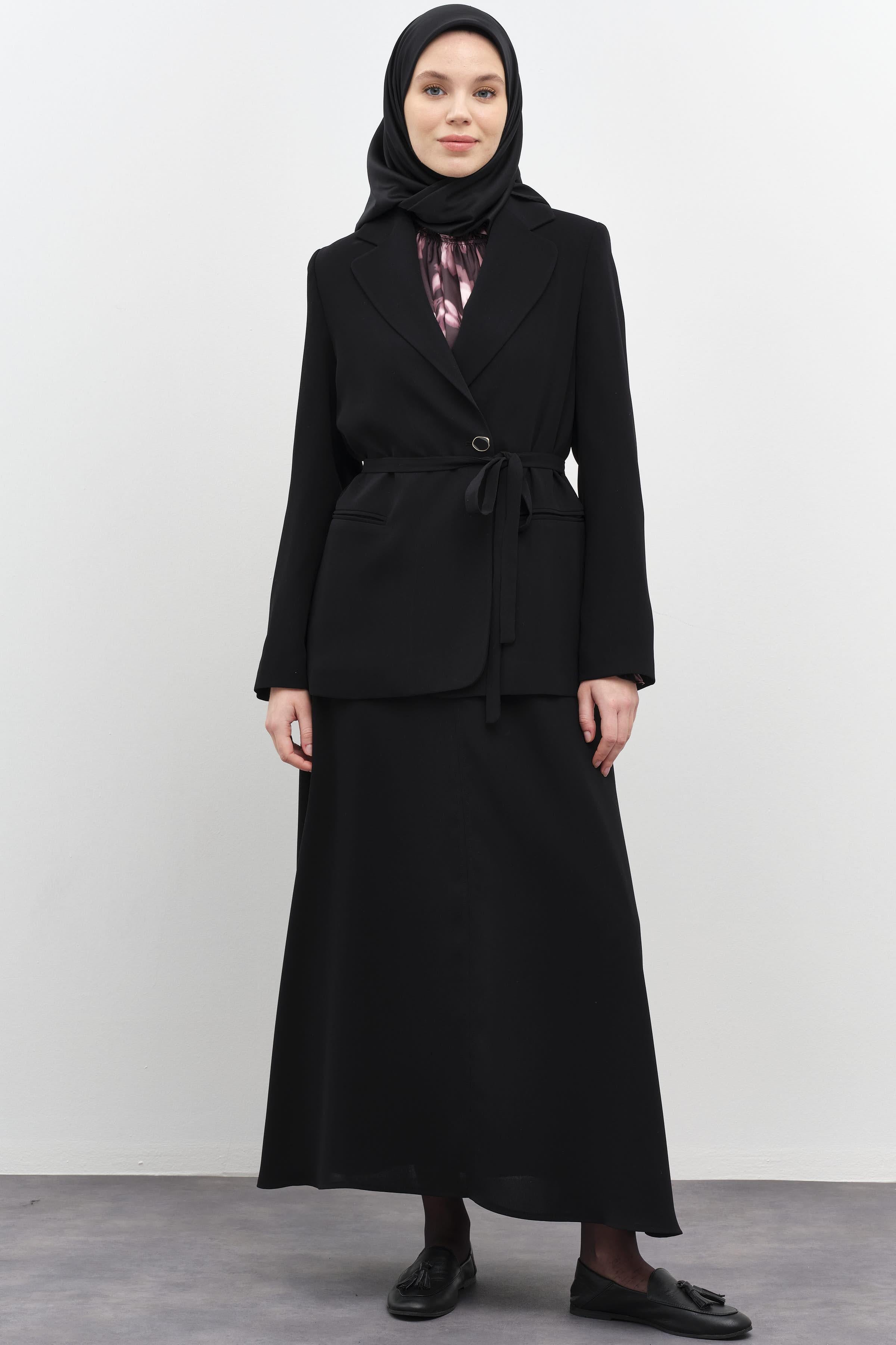 Gizli Pat Düğmeli Beli Kuşaklı Ceket - Siyah TUGBA