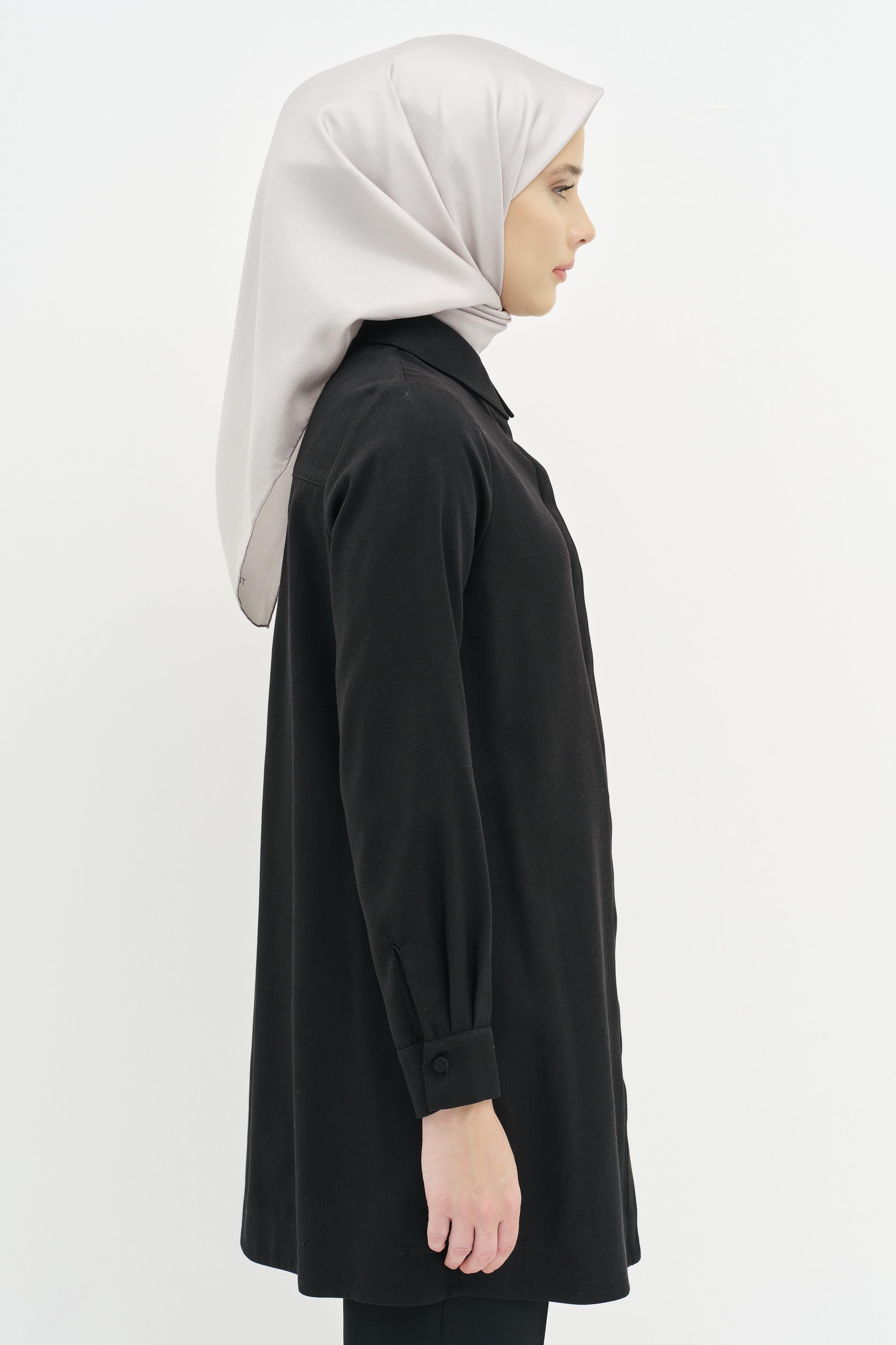 Gizli Pat Düğmeli Tunik - Siyah TUGBA