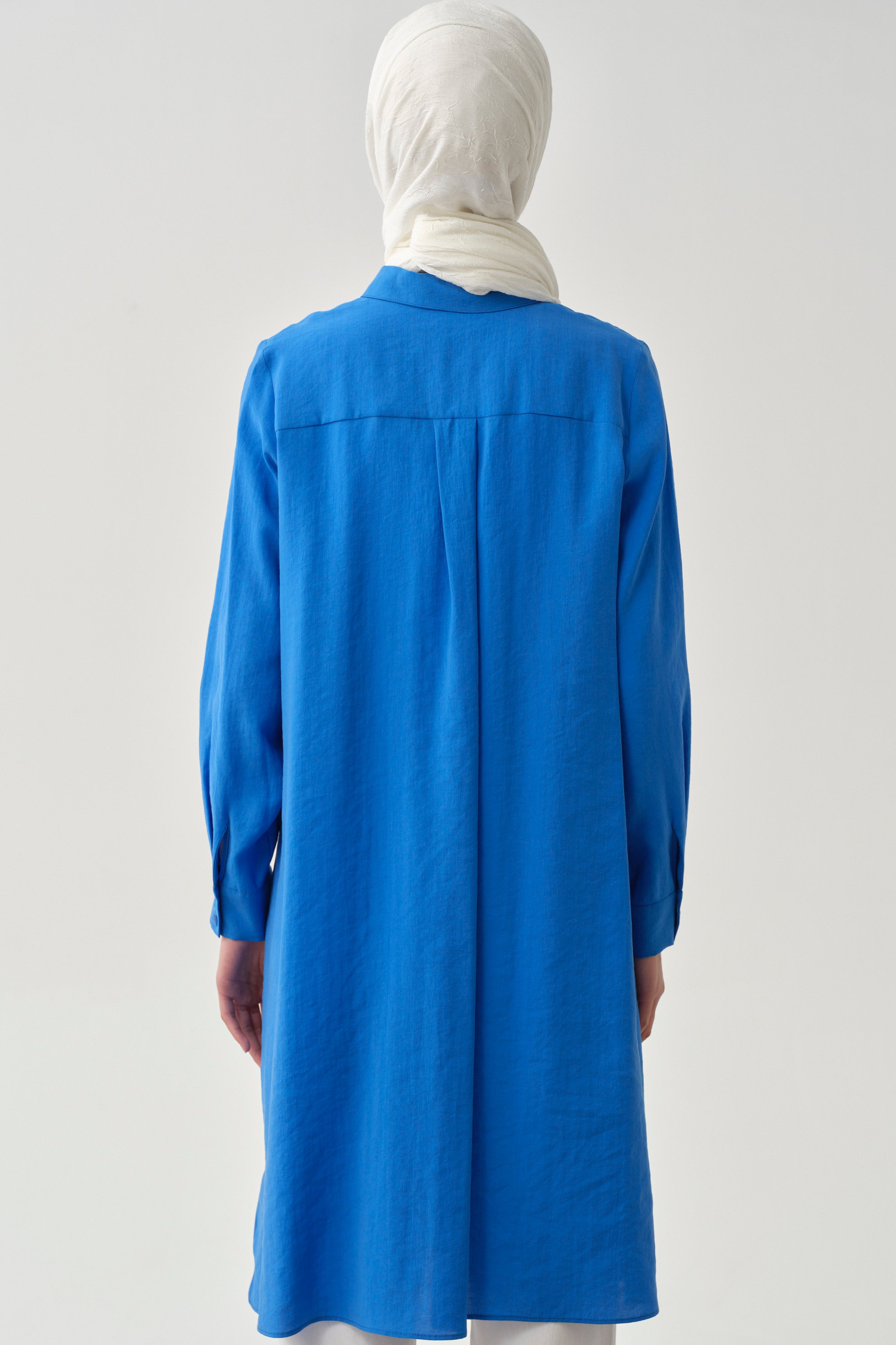 Gizli Pat Kapamalı Yırtmaçlı Uzun Tunik - Lacivert TUGBA