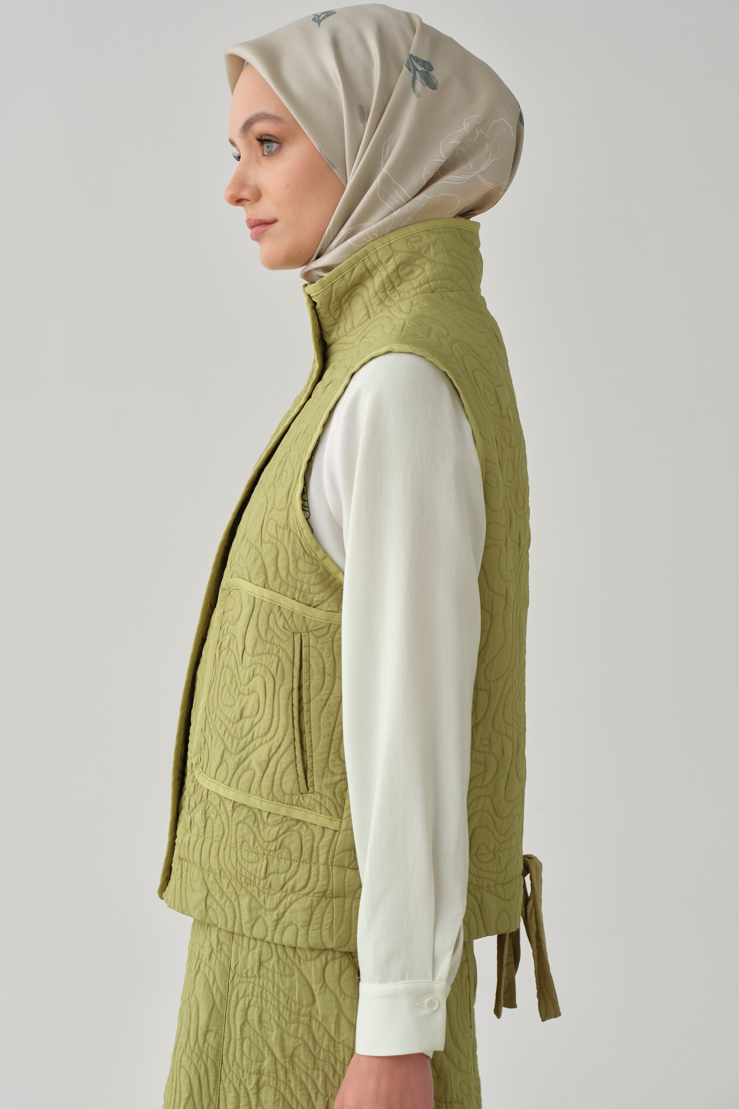 Grogren Biyeli Kısa Kapitone Yelek - Olive TUGBA