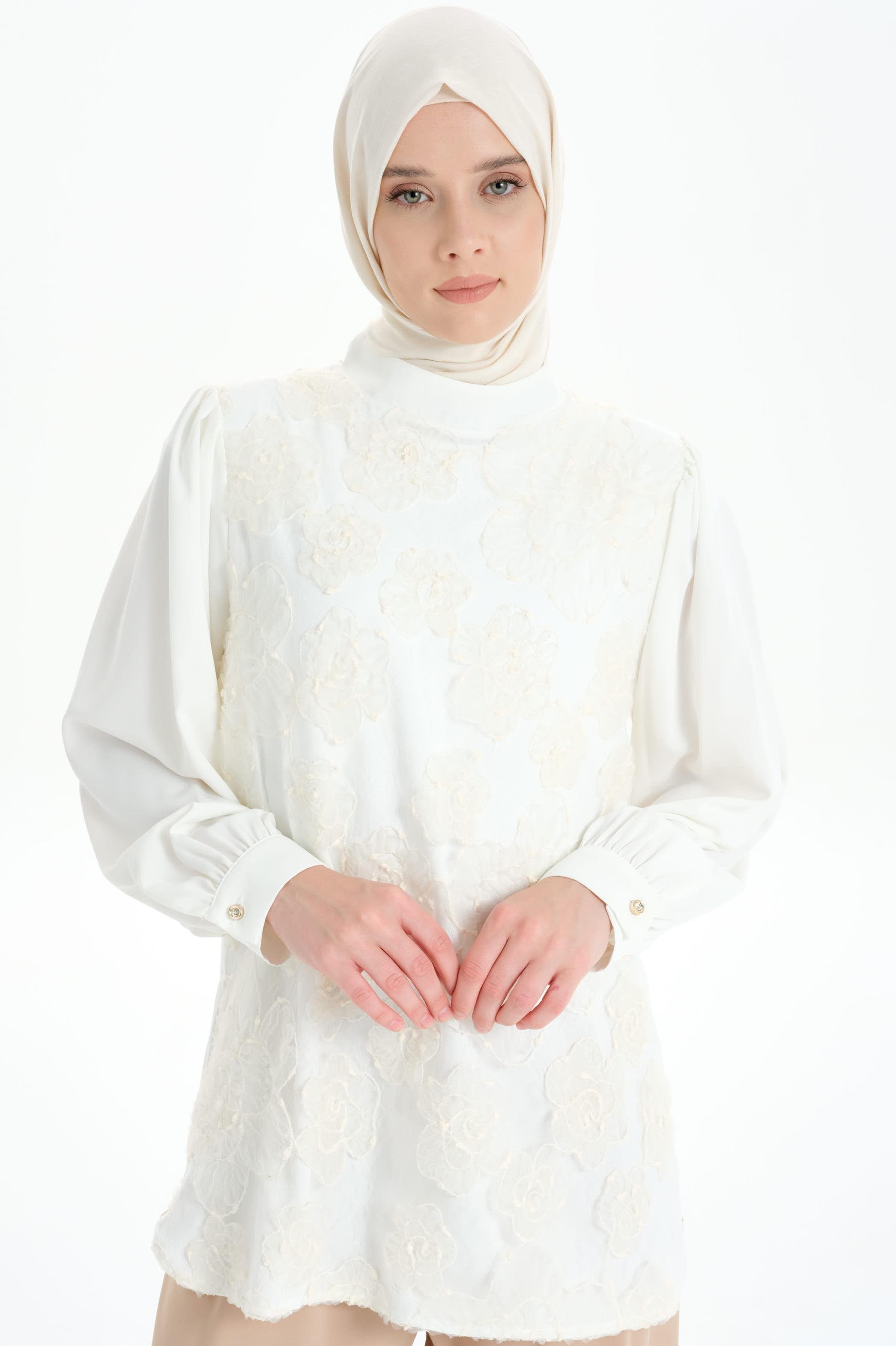 Hakim Yaka Tül Garnili Bluz - Ekru TUGBA