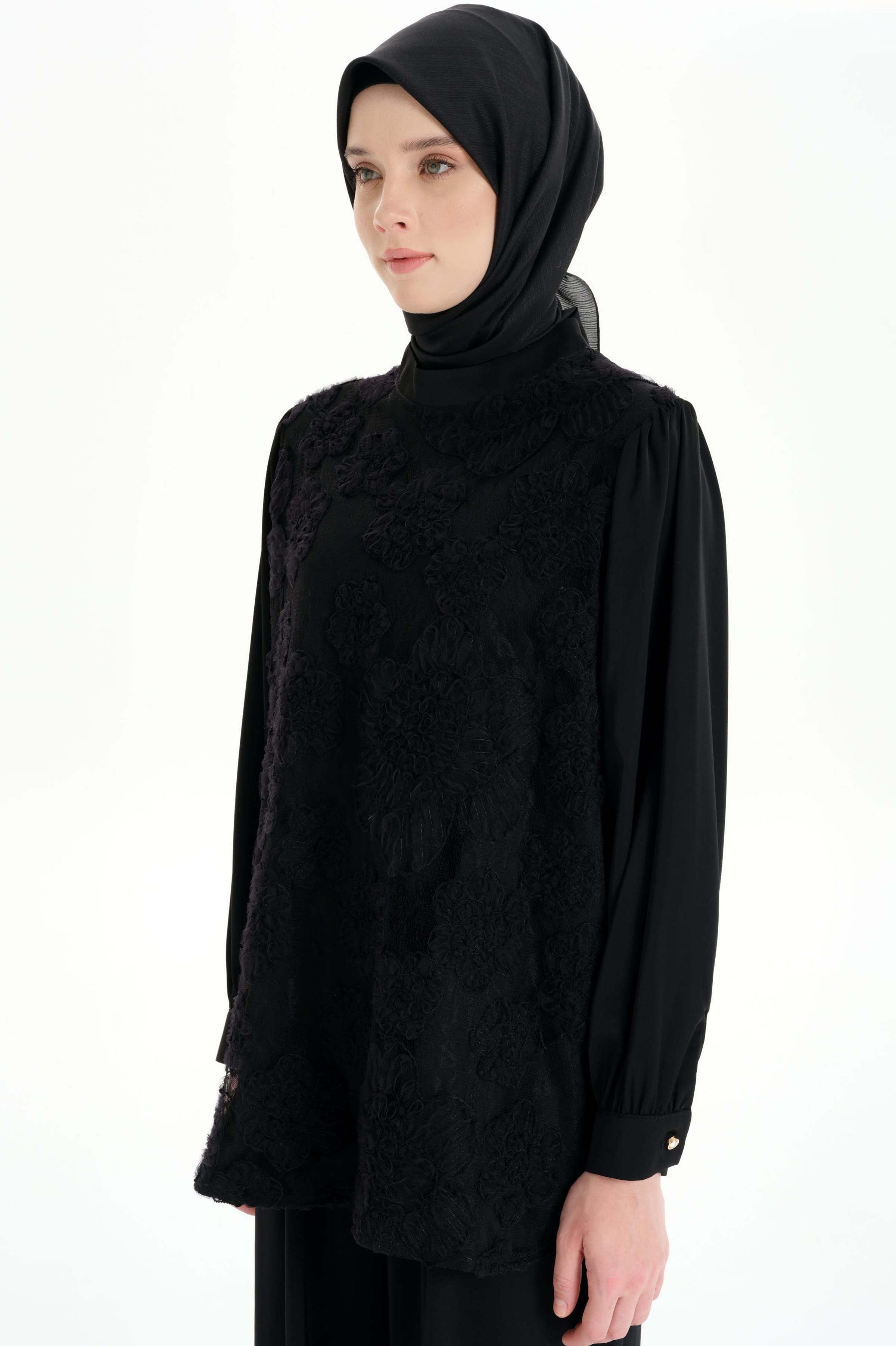 Hakim Yaka Tül Garnili Bluz - Siyah TUGBA