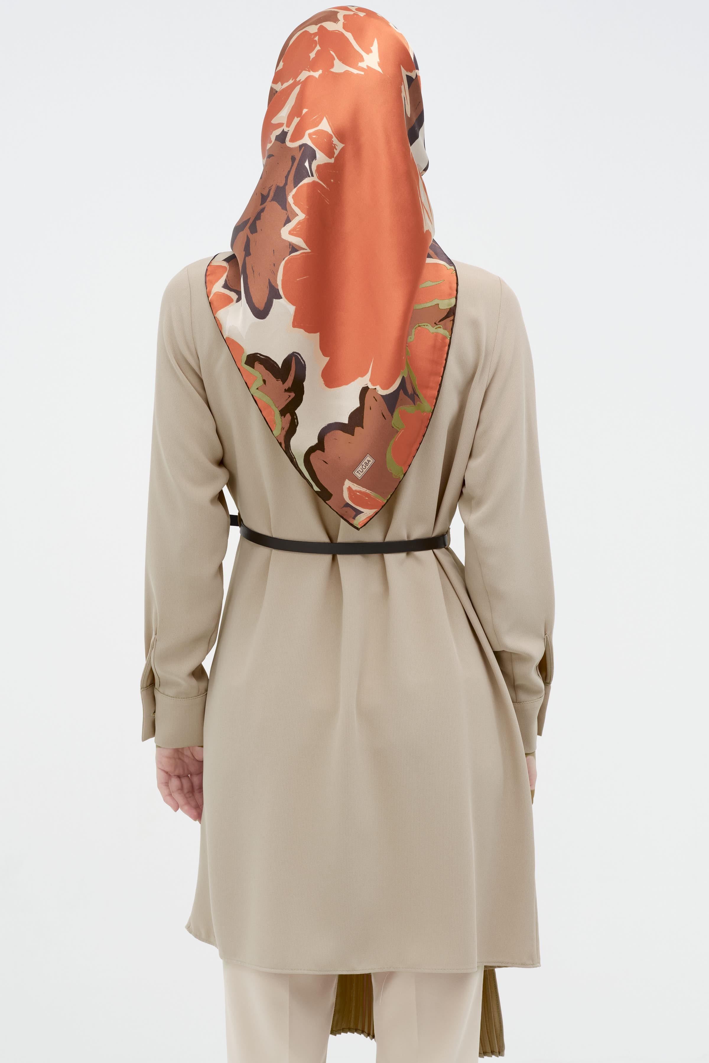 Hareketli Plise Parçalı Kemerli Tunik - Bej TUGBA