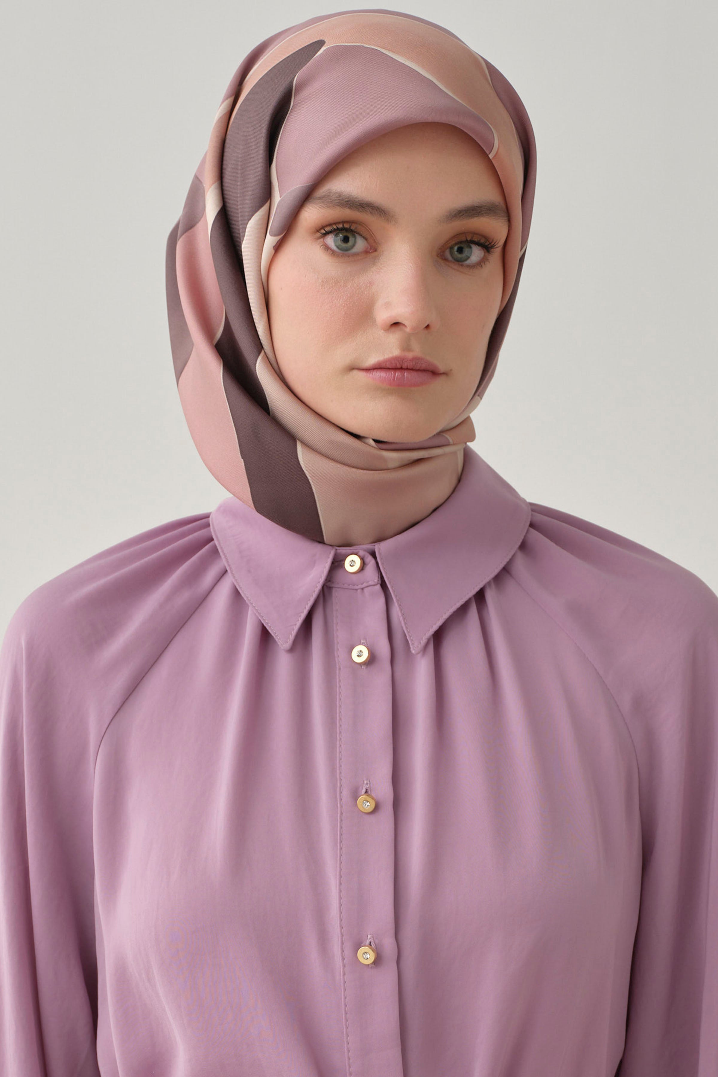 Ilgın Twill İpek Eşarp - Lila TUGBA