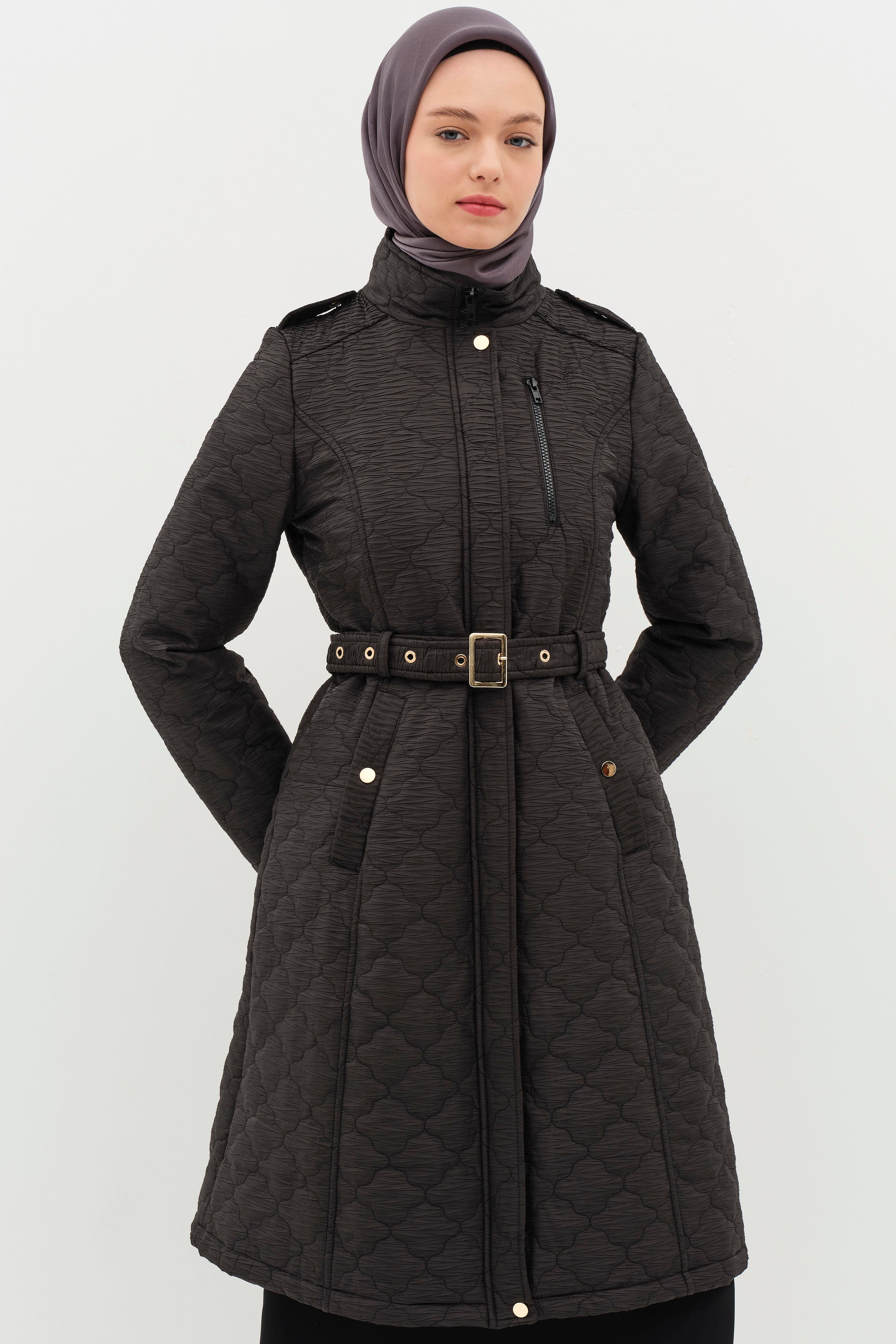 İnce Kapitone Kemerli Kaban - Siyah TUĞBA