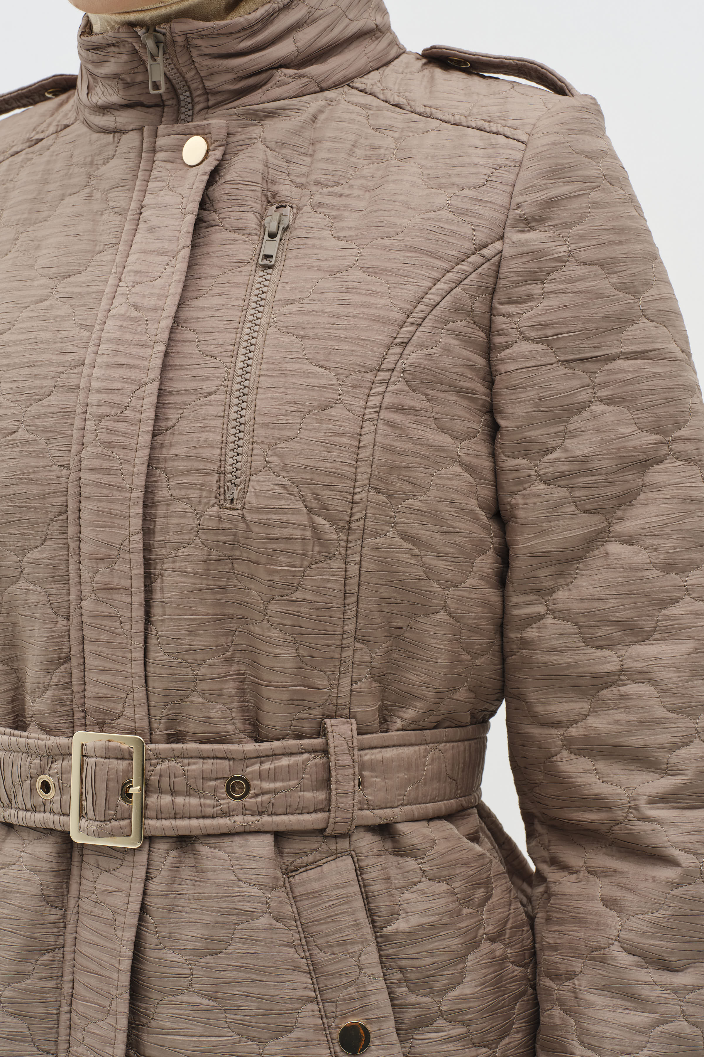 İnce Kapitone Kemerli Kaban - Vizon TUĞBA