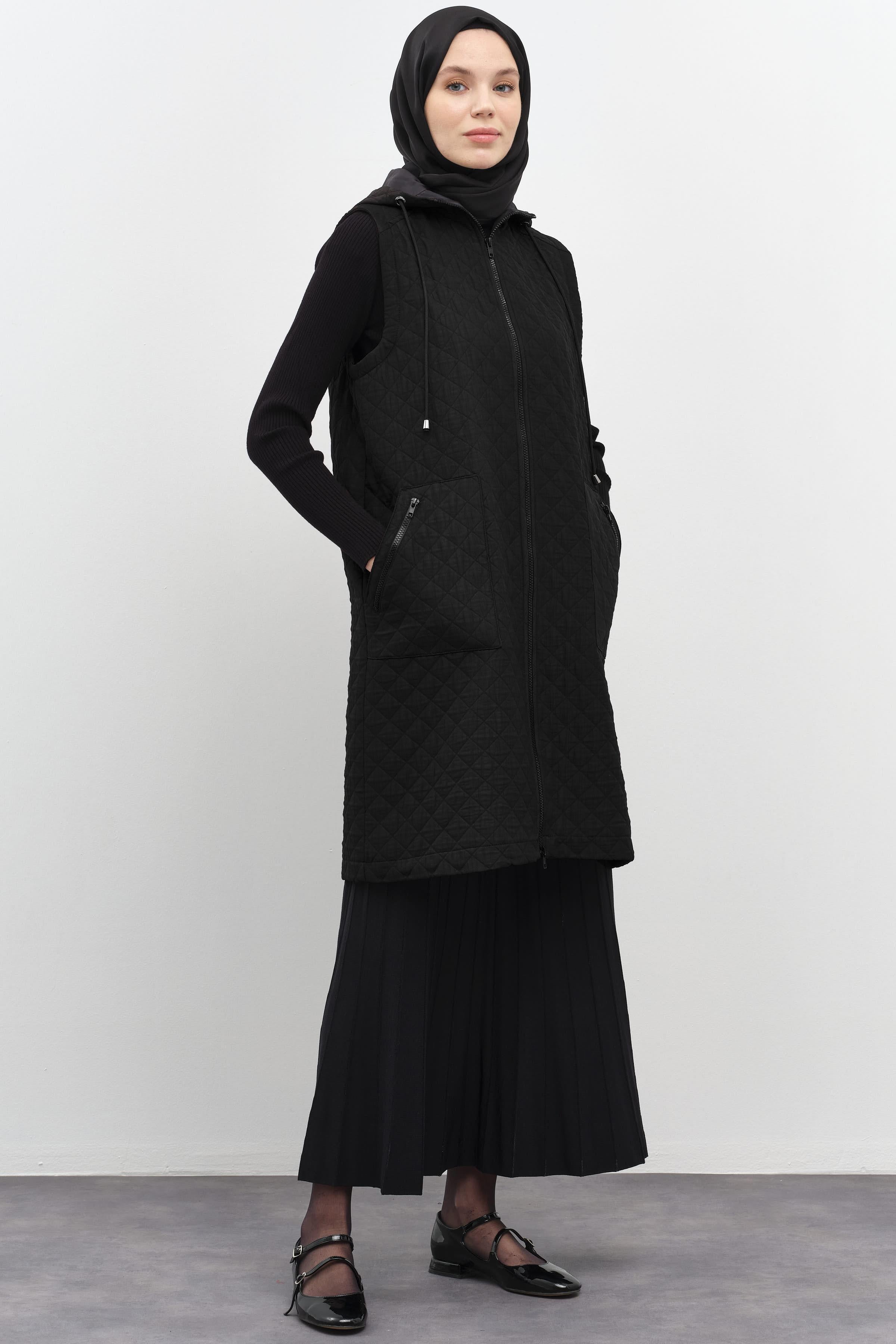 Cepli İnce Kapitone Yelek - Siyah TUGBA