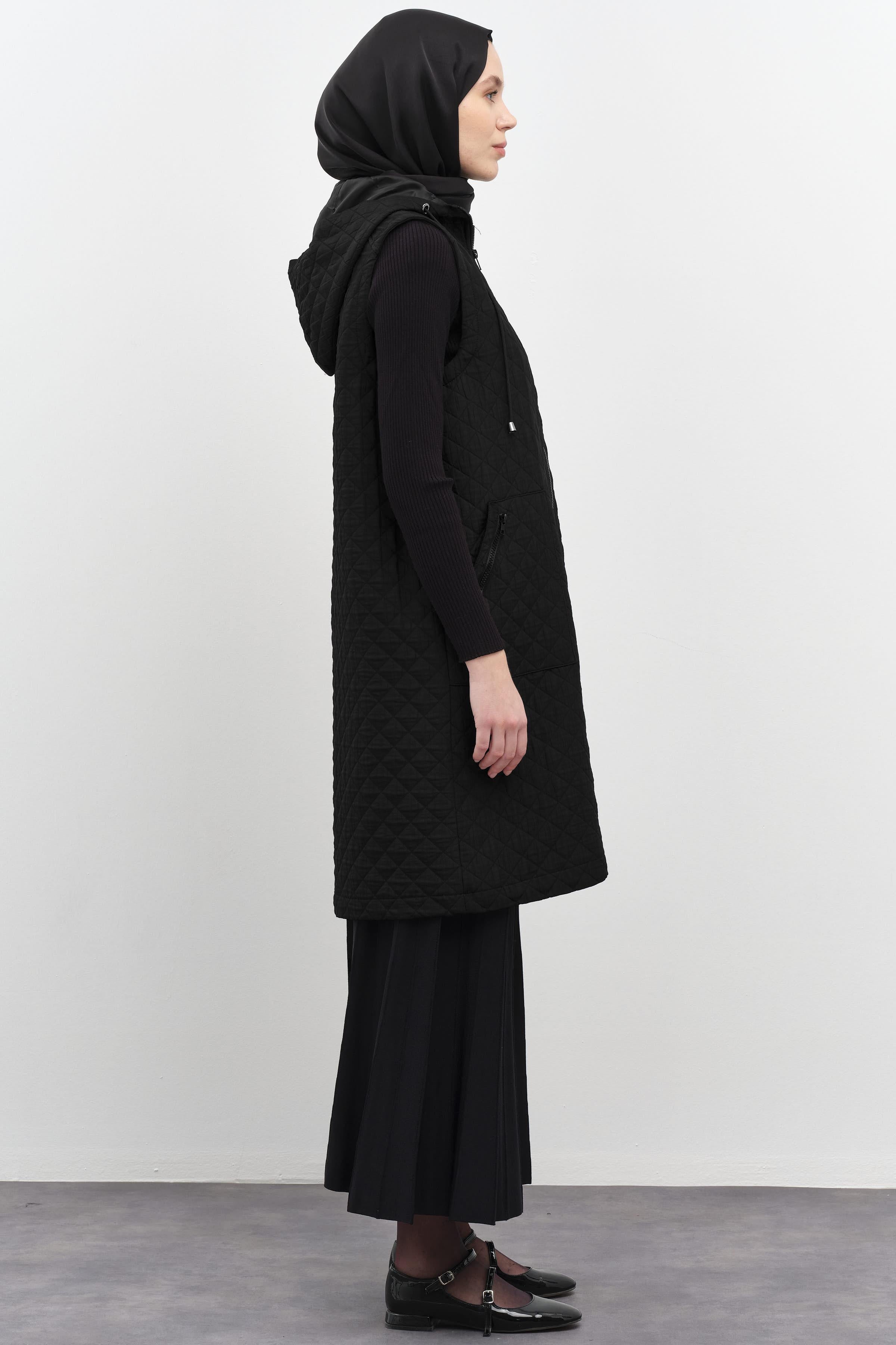 Cepli İnce Kapitone Yelek - Siyah TUGBA