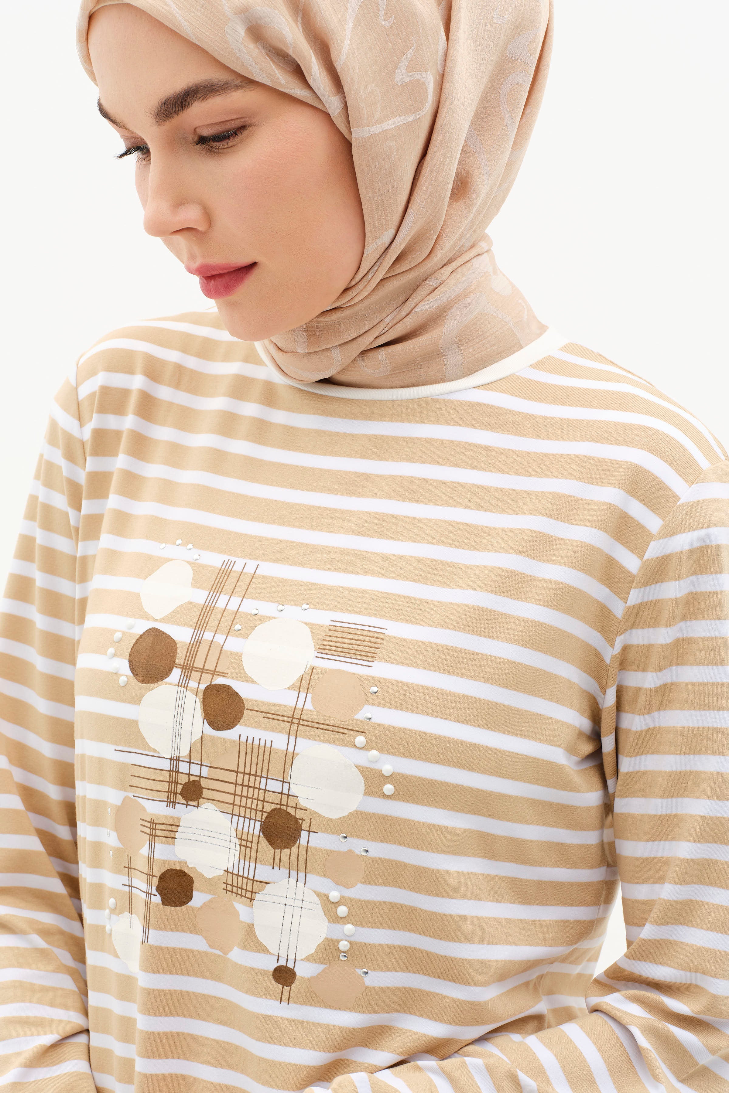 İşlemeli Çizgili Örme Bluz - Bej TUGBA