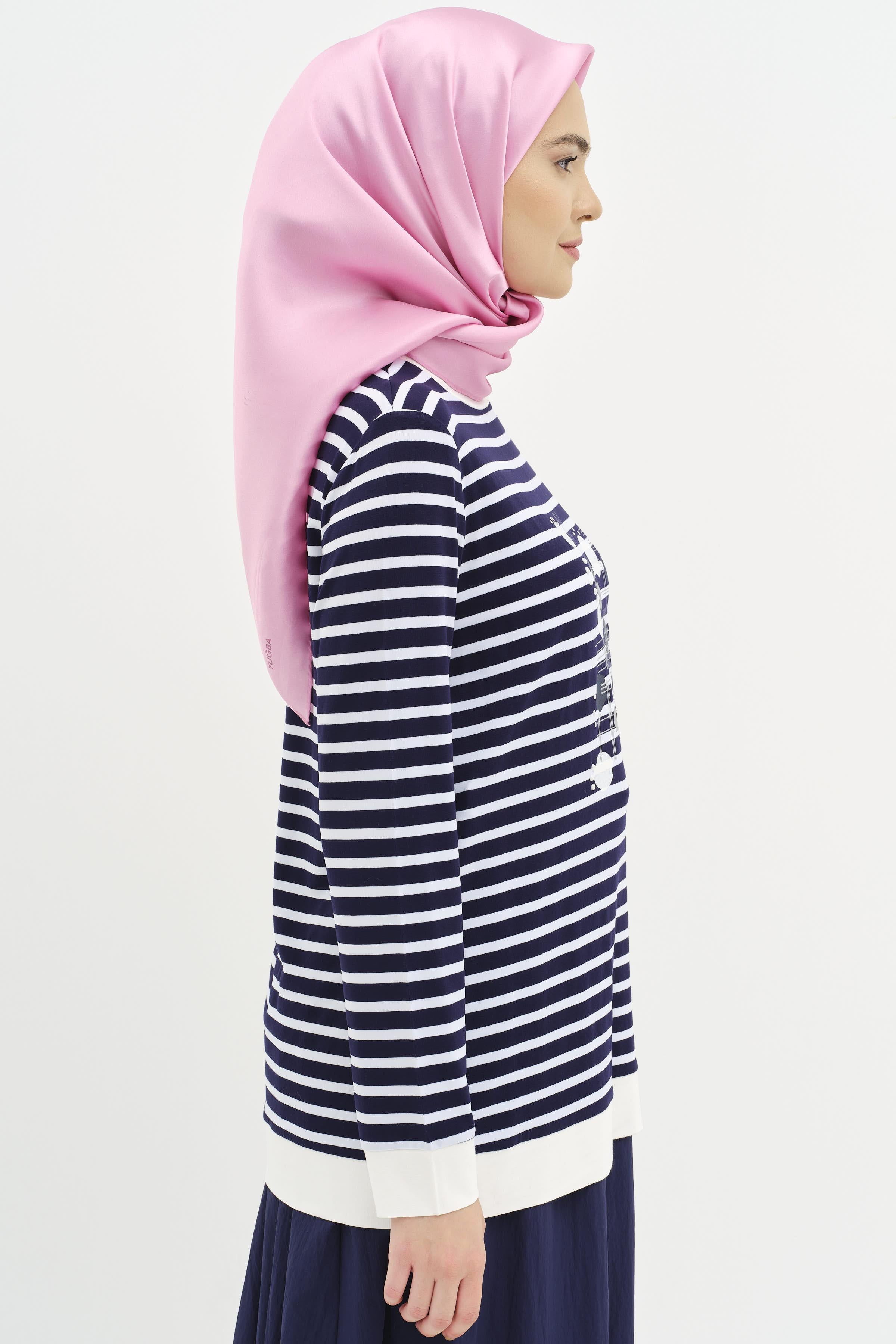 İşlemeli Çizgili Örme Bluz - Lacivert TUGBA