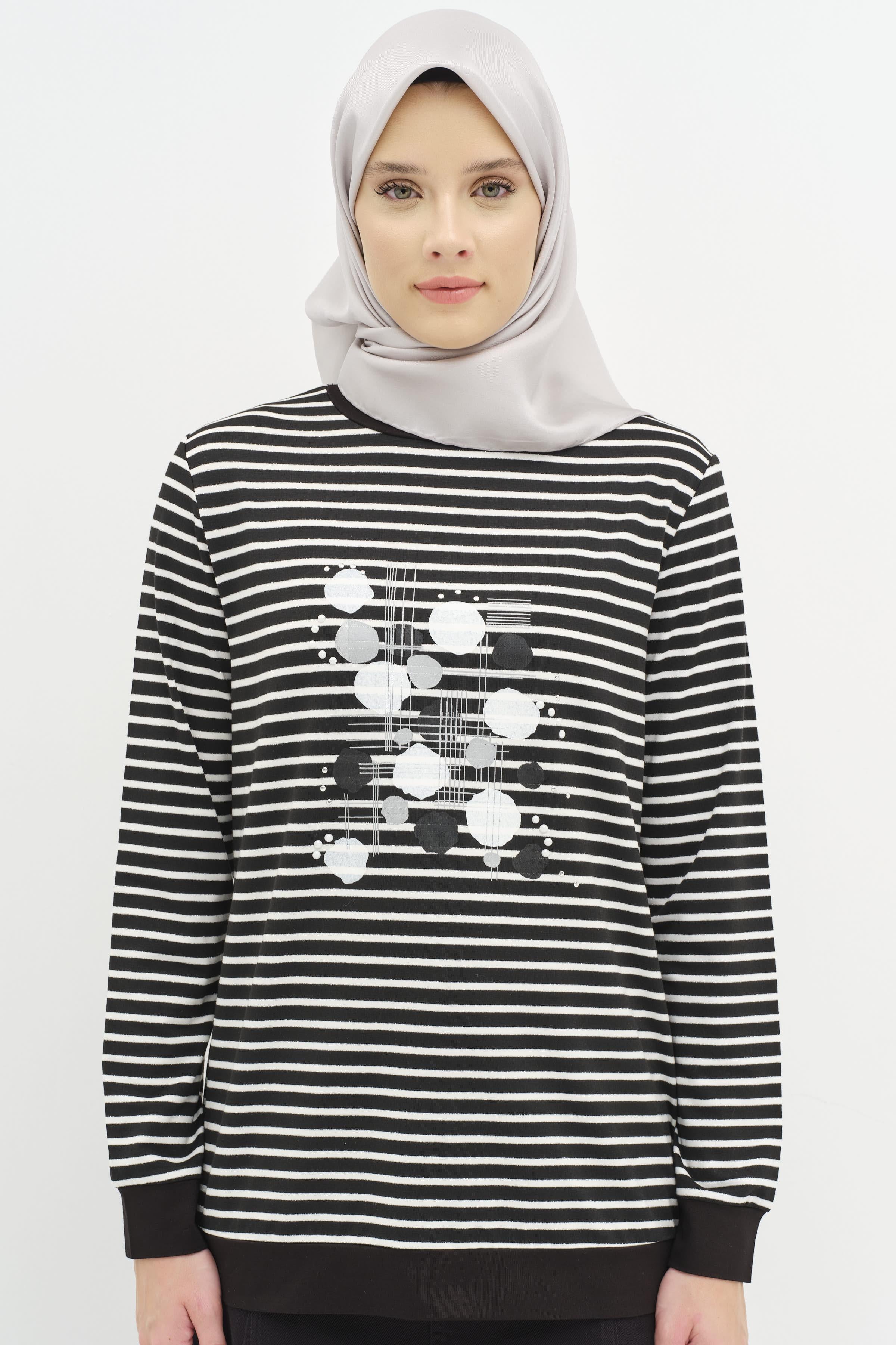 İşlemeli Çizgili Örme Bluz - Siyah TUGBA