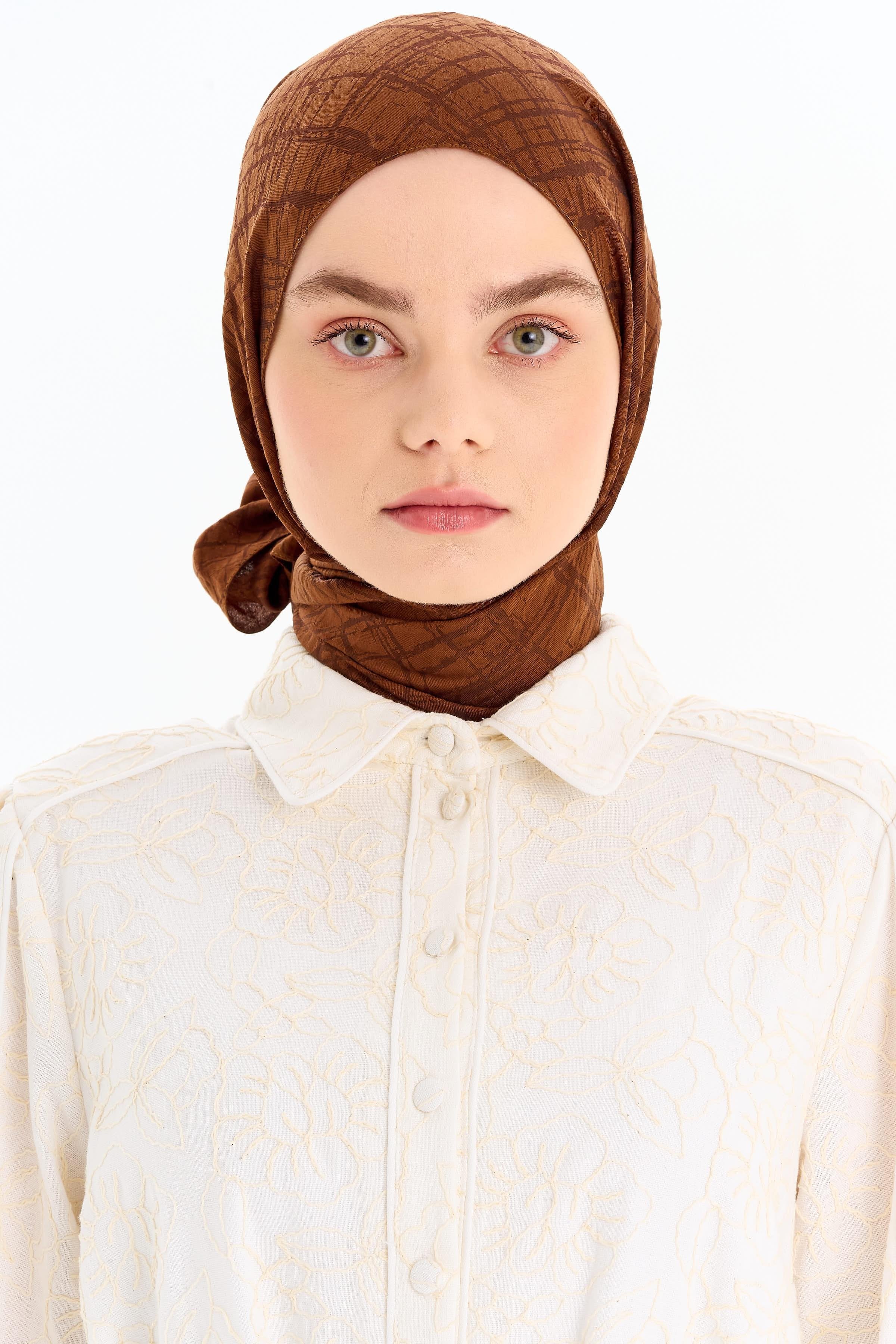 Çizik Desen Viskon Şal - Açık Kahve TUGBA