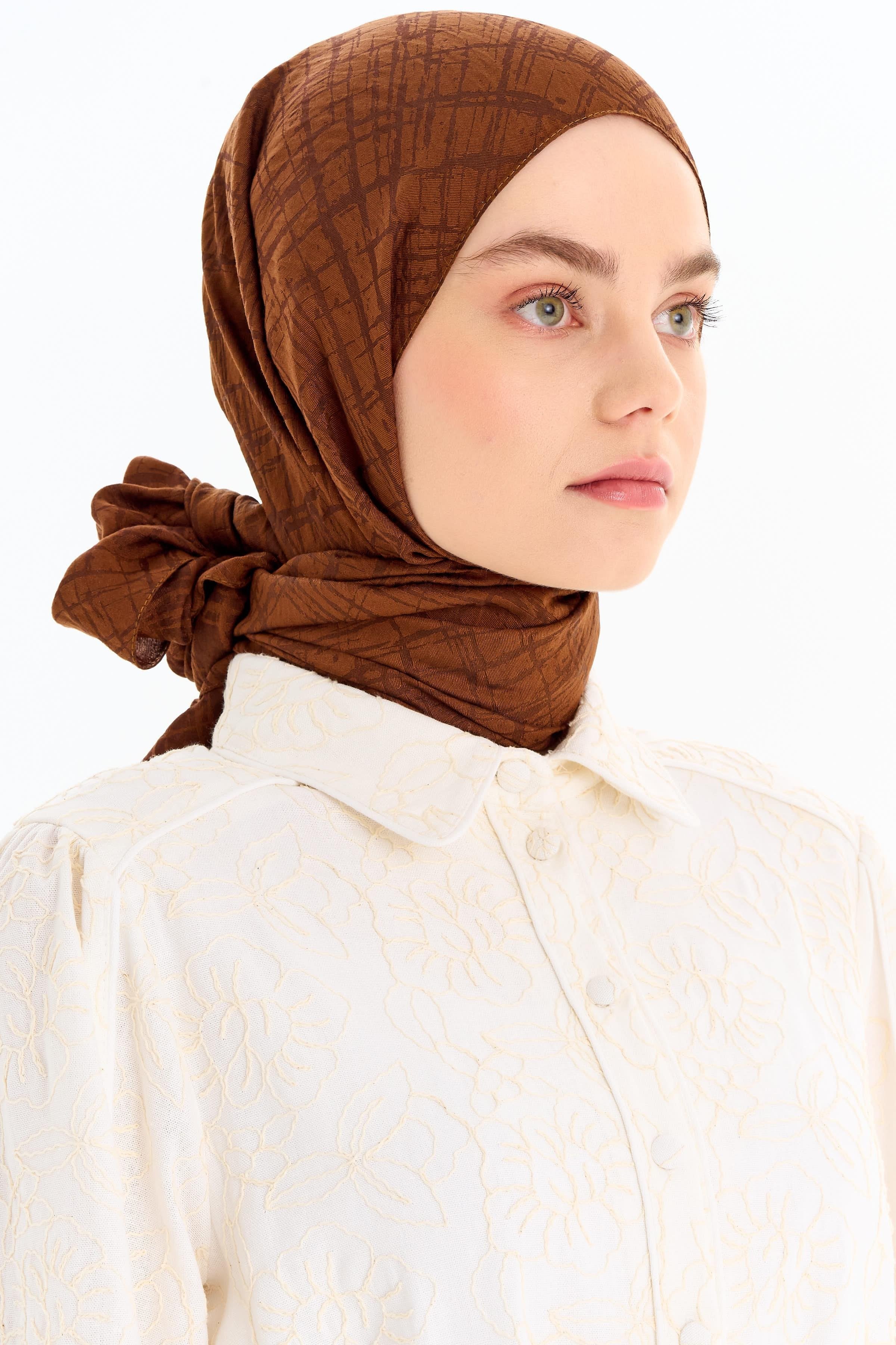 Çizik Desen Viskon Şal - Açık Kahve TUGBA