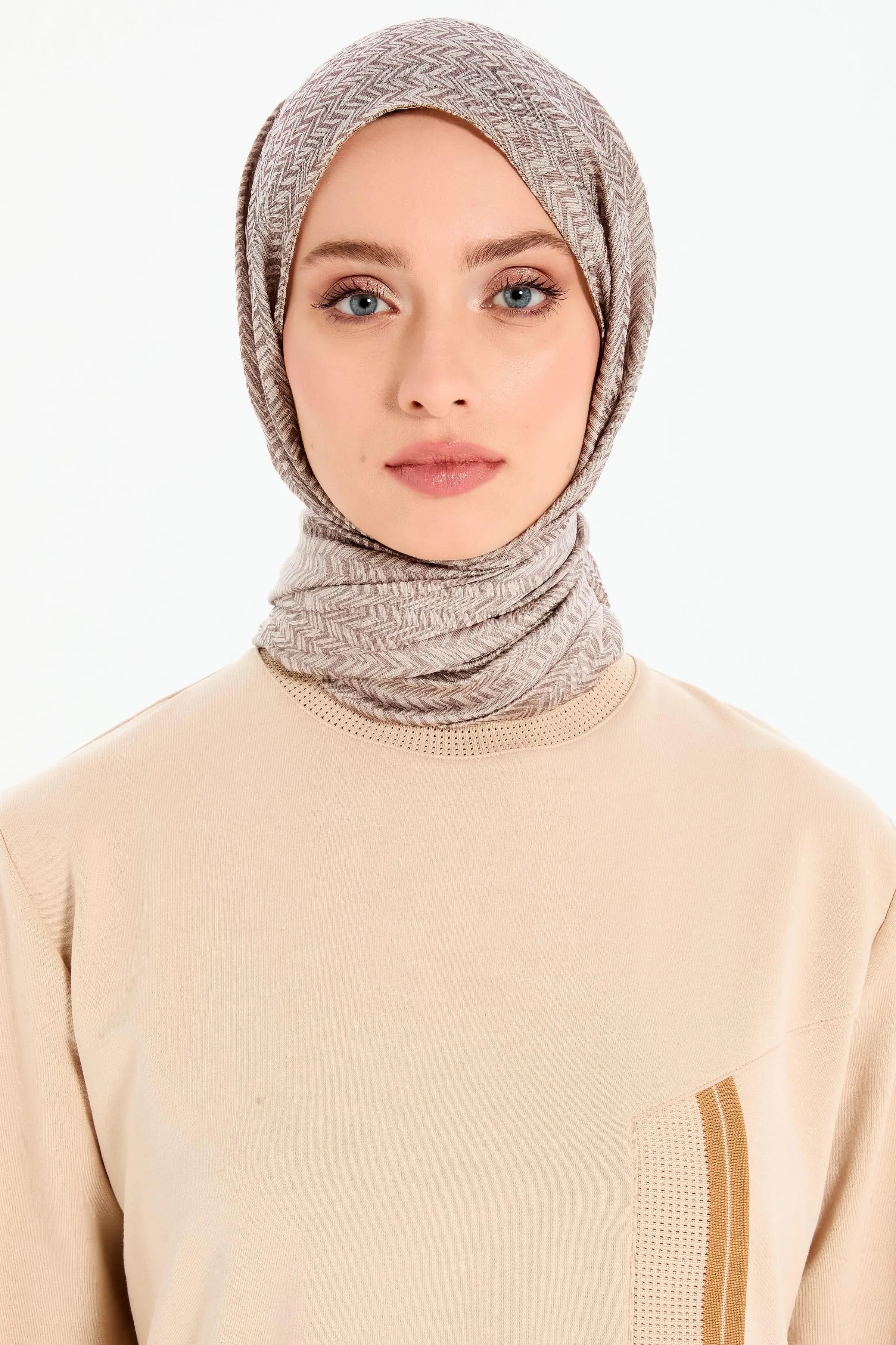 Balıksırtı Desen Viskon Şal - Bej TUGBA