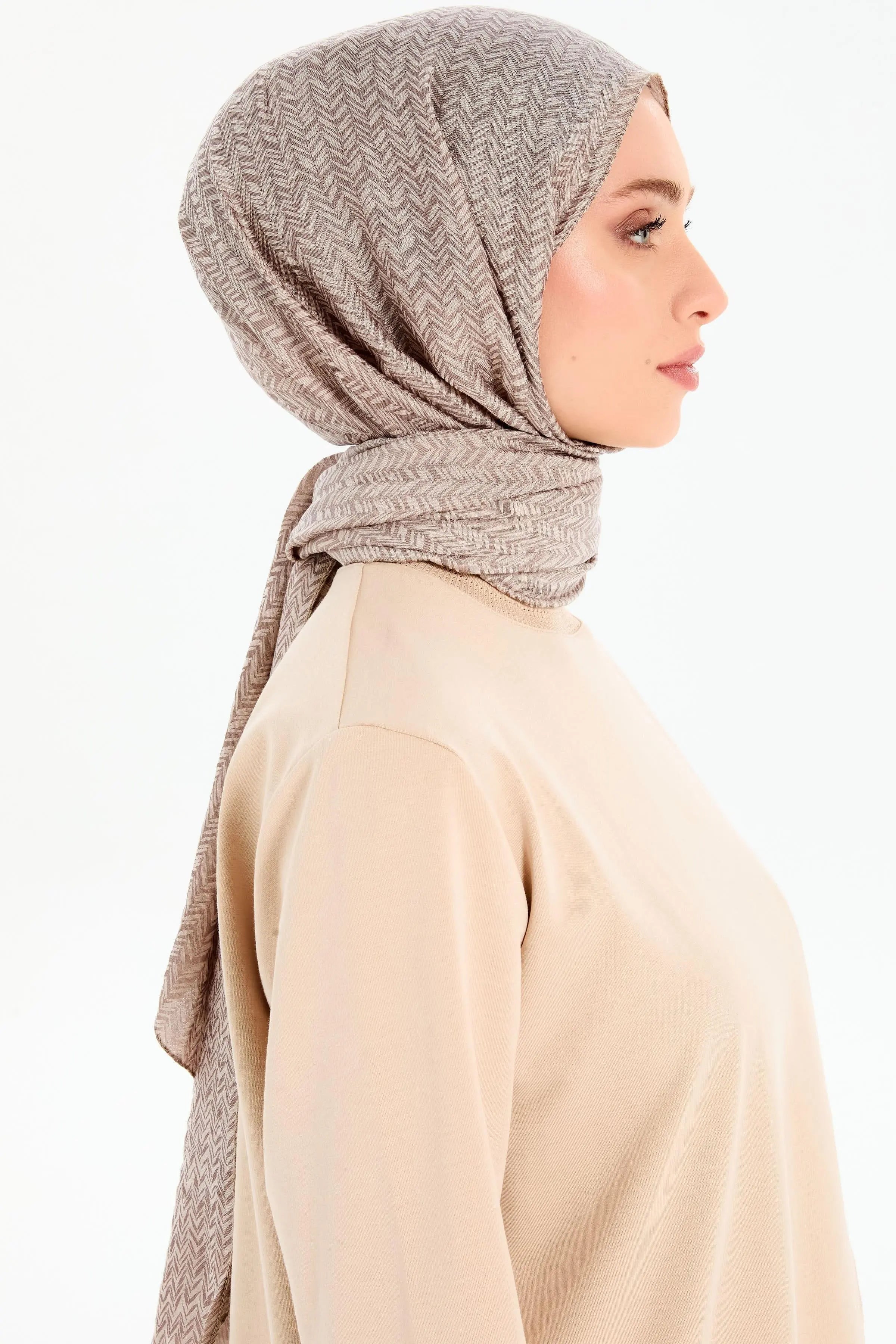 Balıksırtı Desen Viskon Şal - Bej TUGBA