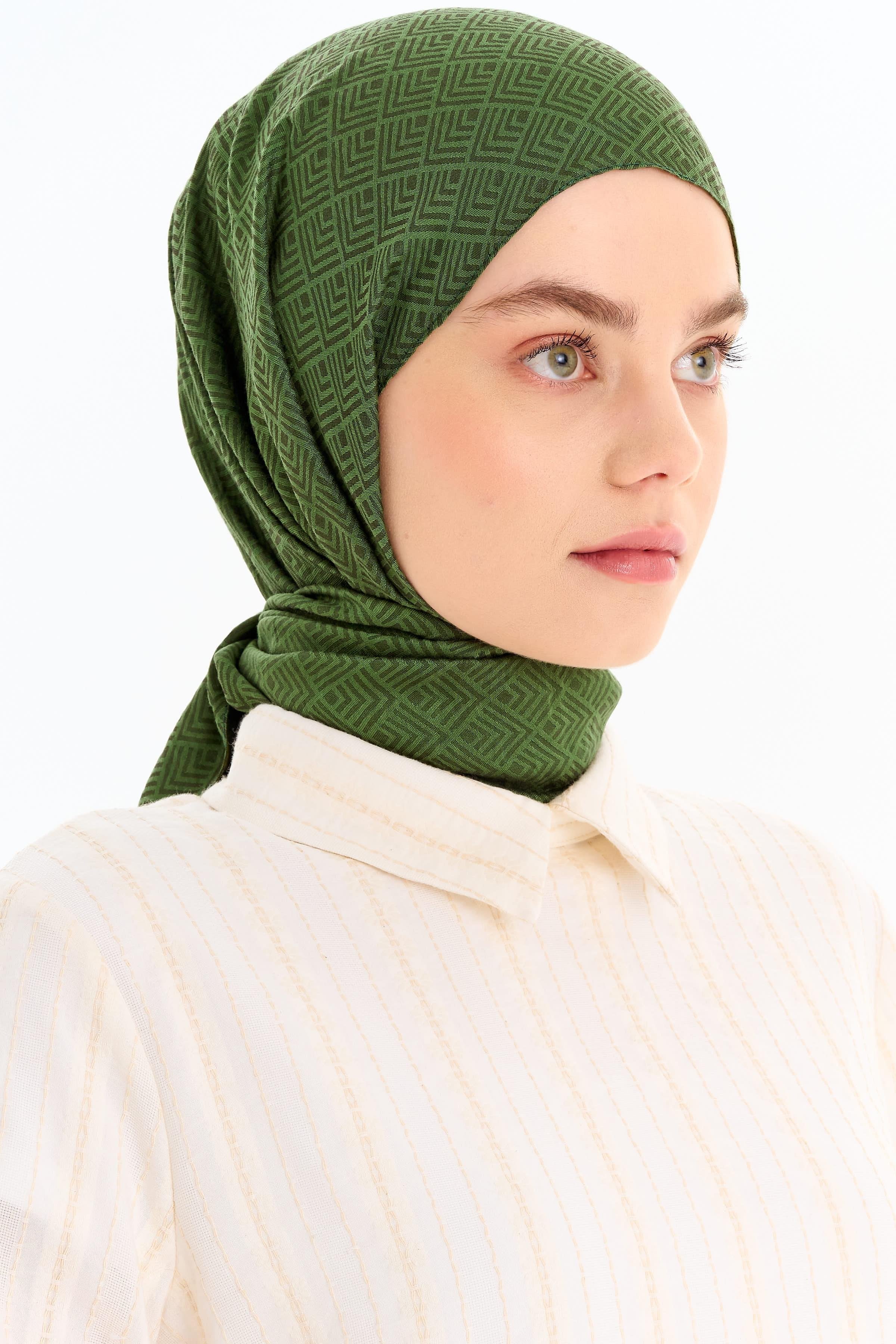 Geometrik Desen Viskon Şal - Haki TUGBA