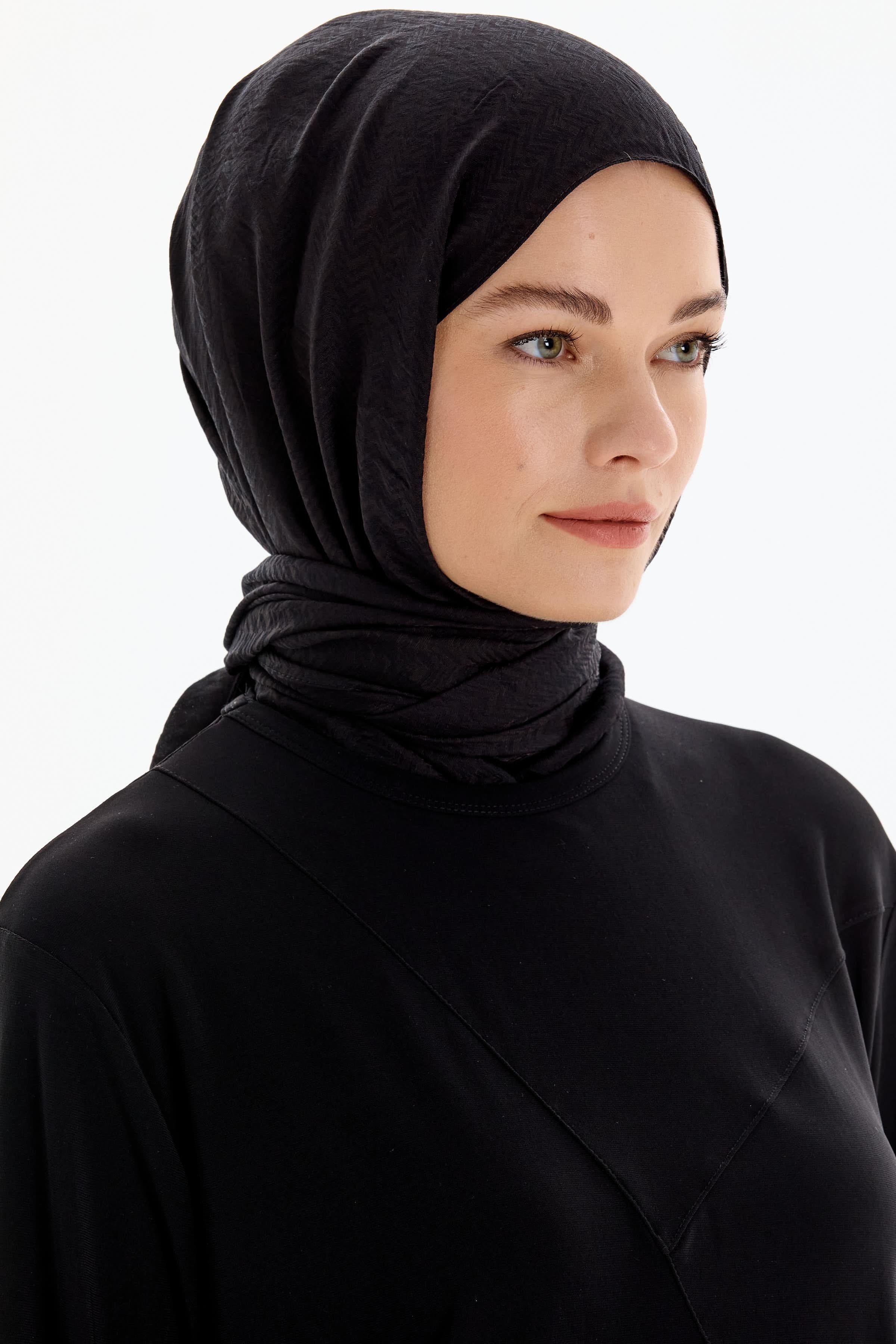 Balıksırtı Desen Viskon Şal - Siyah TUGBA