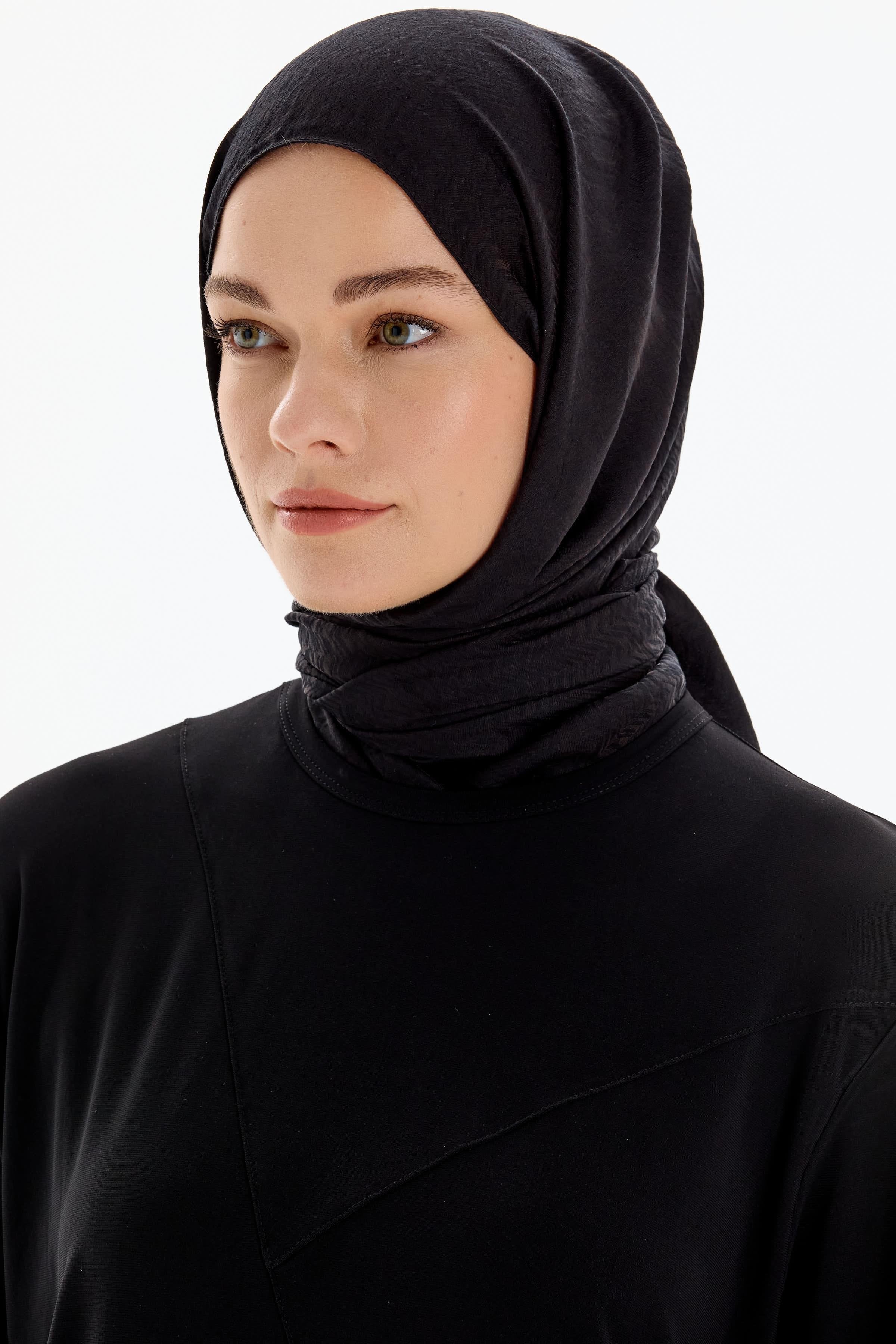 Balıksırtı Desen Viskon Şal - Siyah TUGBA