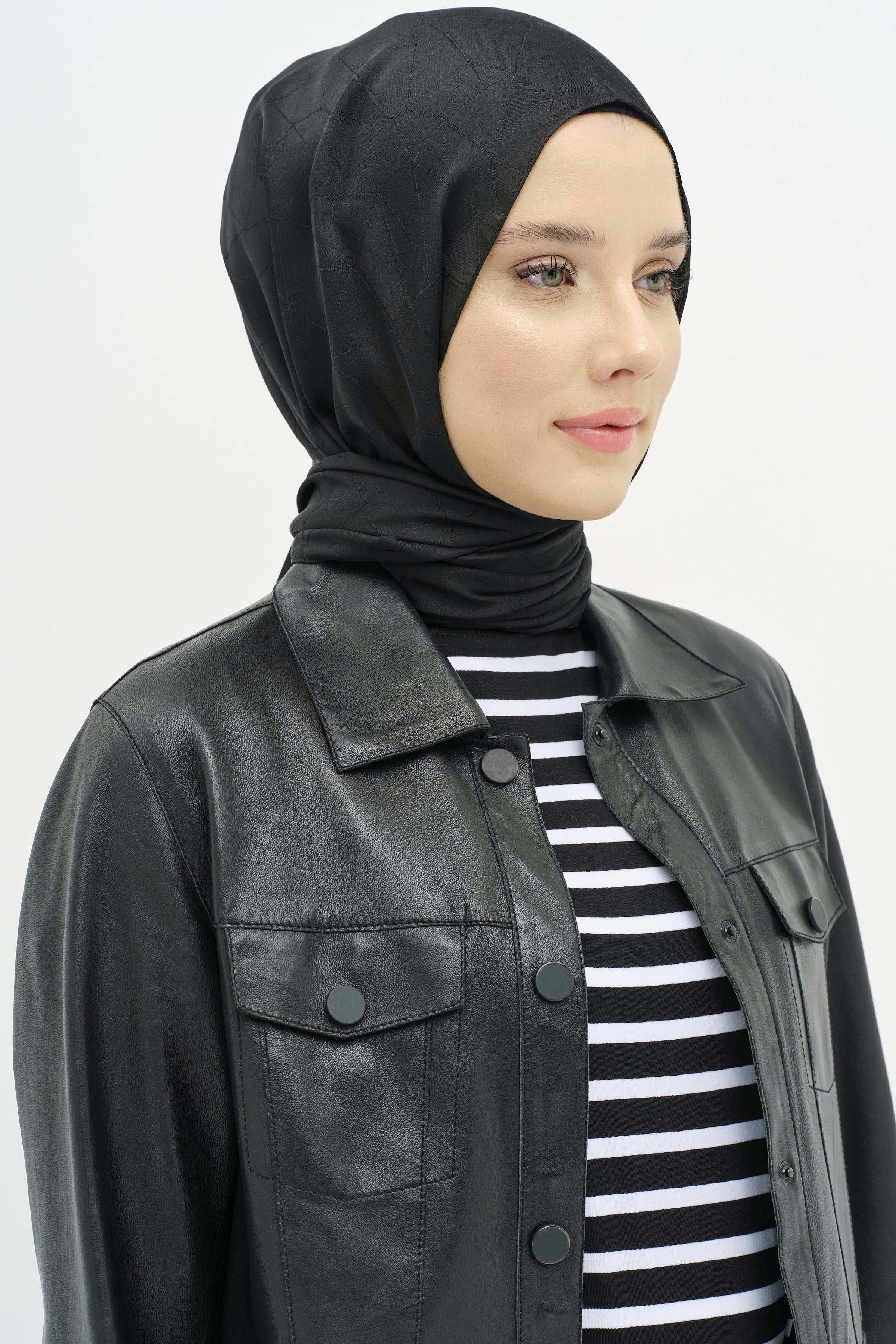 Janjan Jakar Şal - Siyah TUGBA