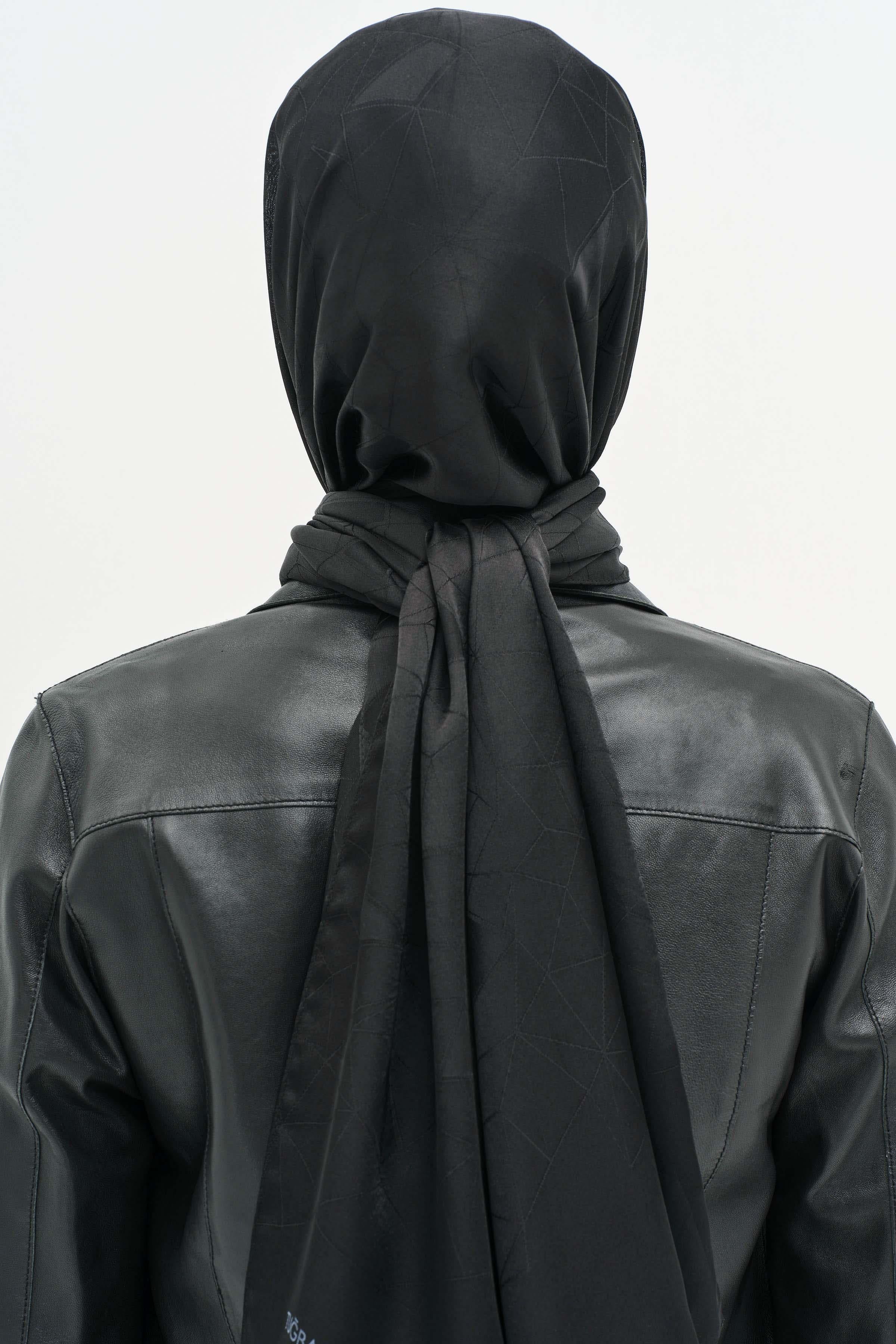 Janjan Jakar Şal - Siyah TUGBA