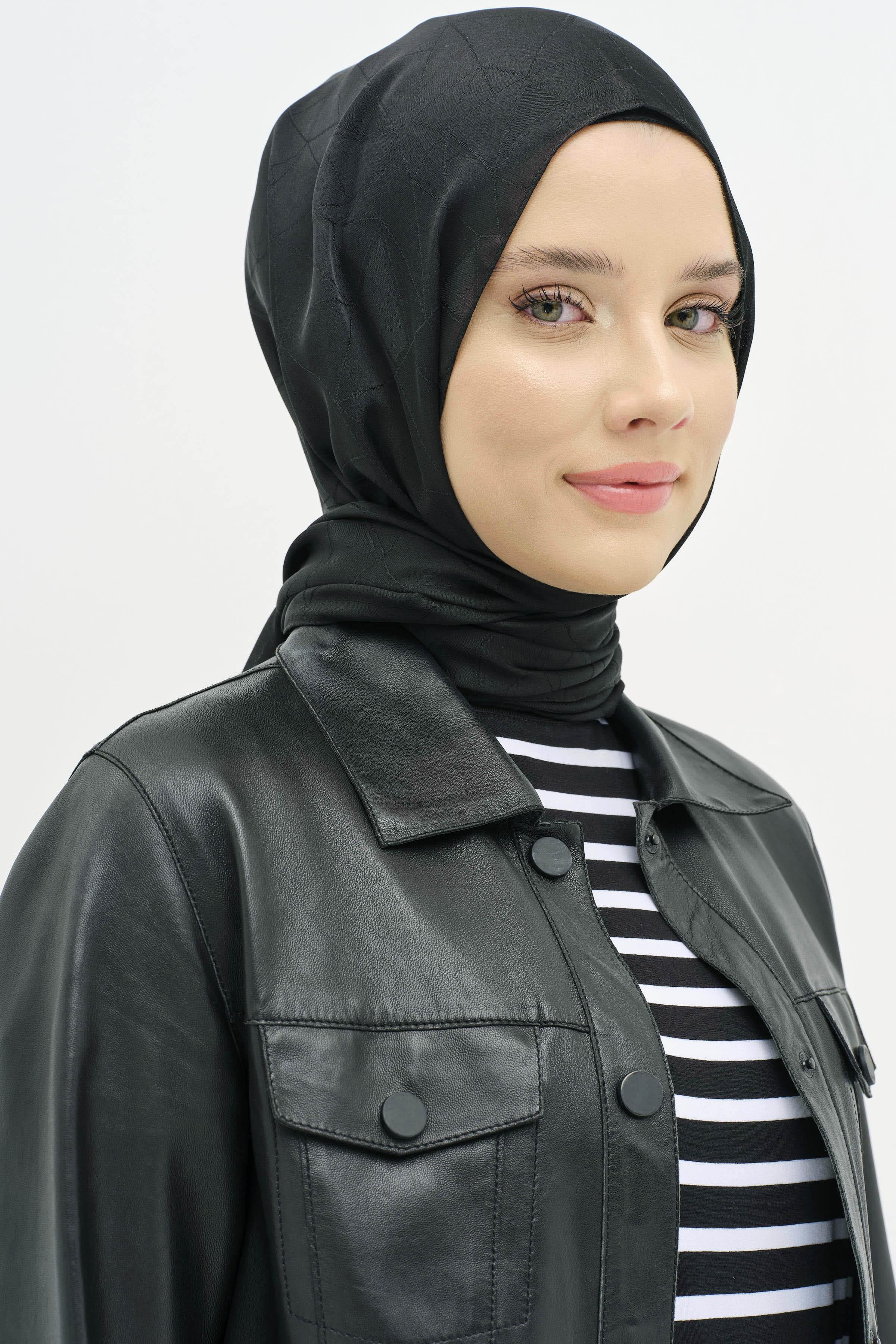 Janjan Jakar Şal - Siyah TUGBA