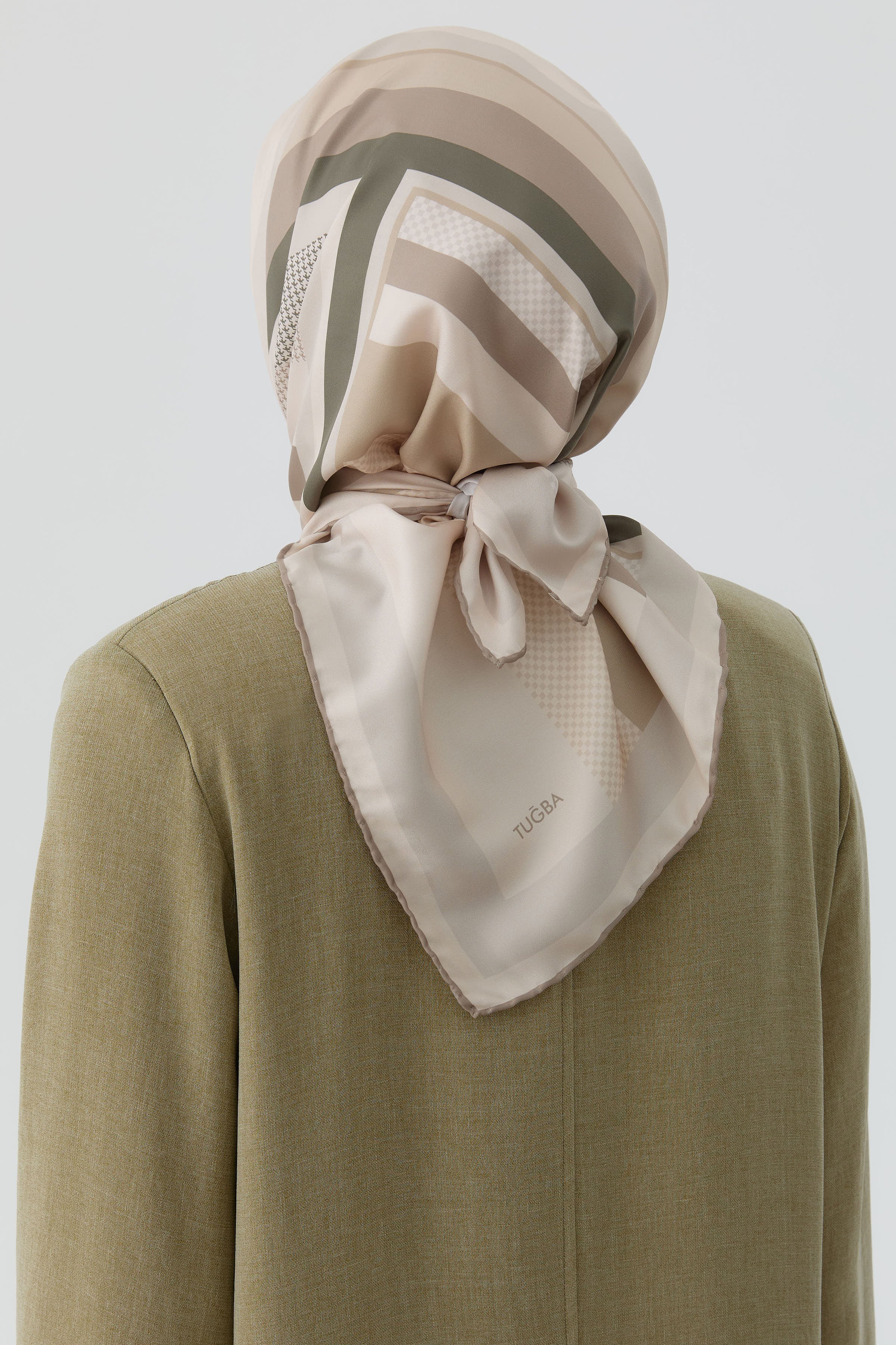 Kalın Çizgi Desenli Stil Eşarp - Bej TUGBA