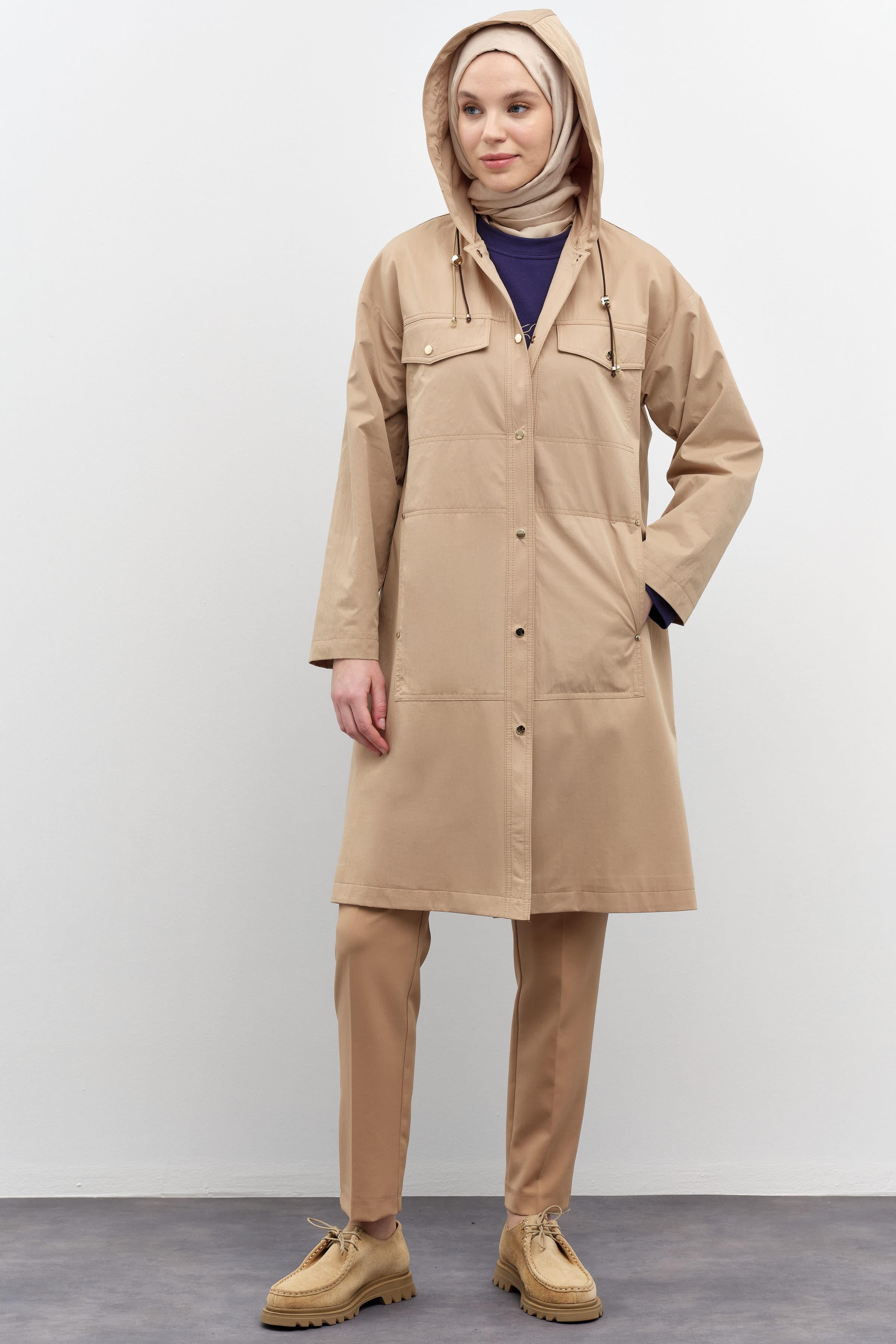 Kapüşonlu Çıtçıt Kapamalı Kap - Camel TUGBA