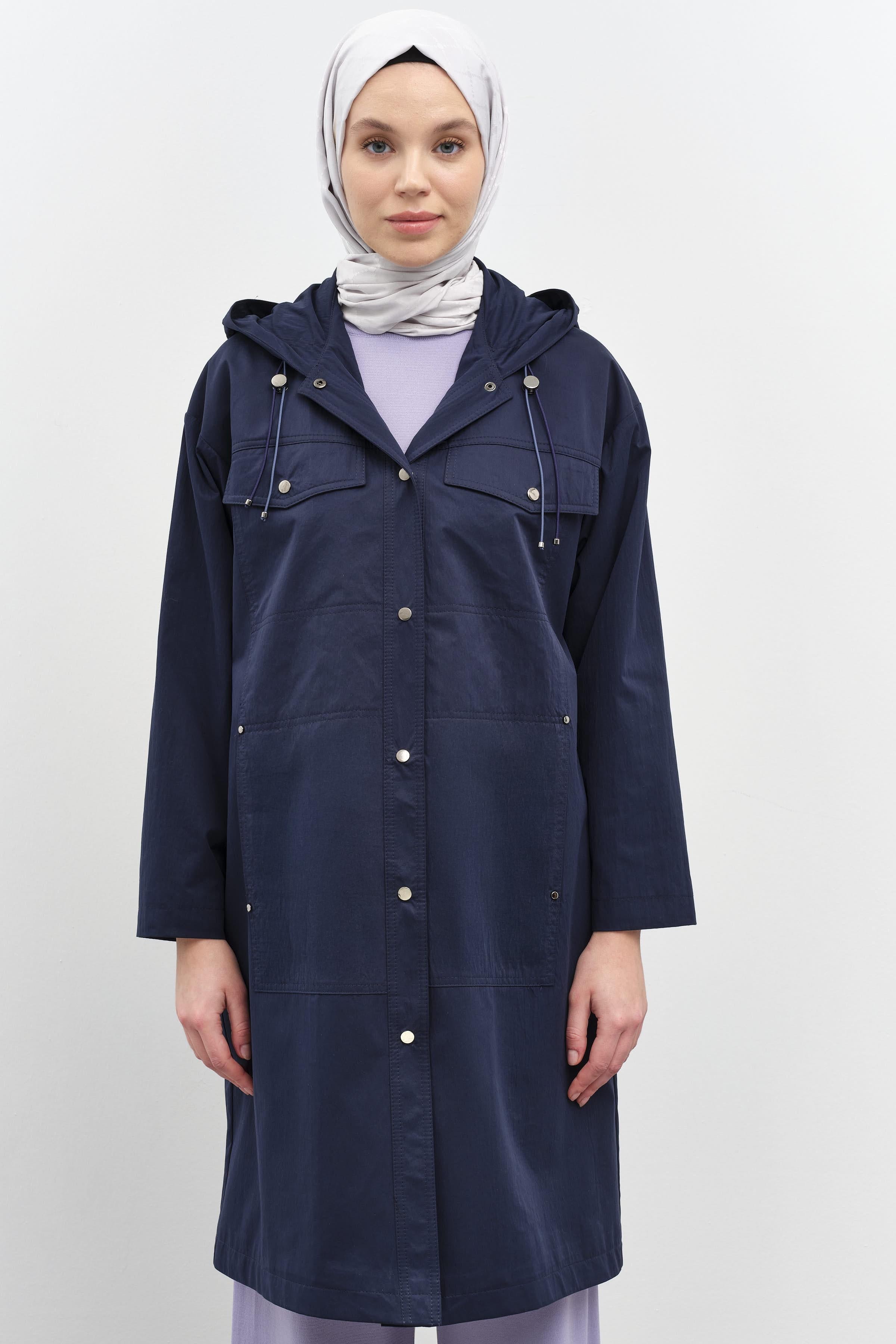 Kapüşonlu Çıtçıt Kapamalı Kap - Lacivert TUGBA