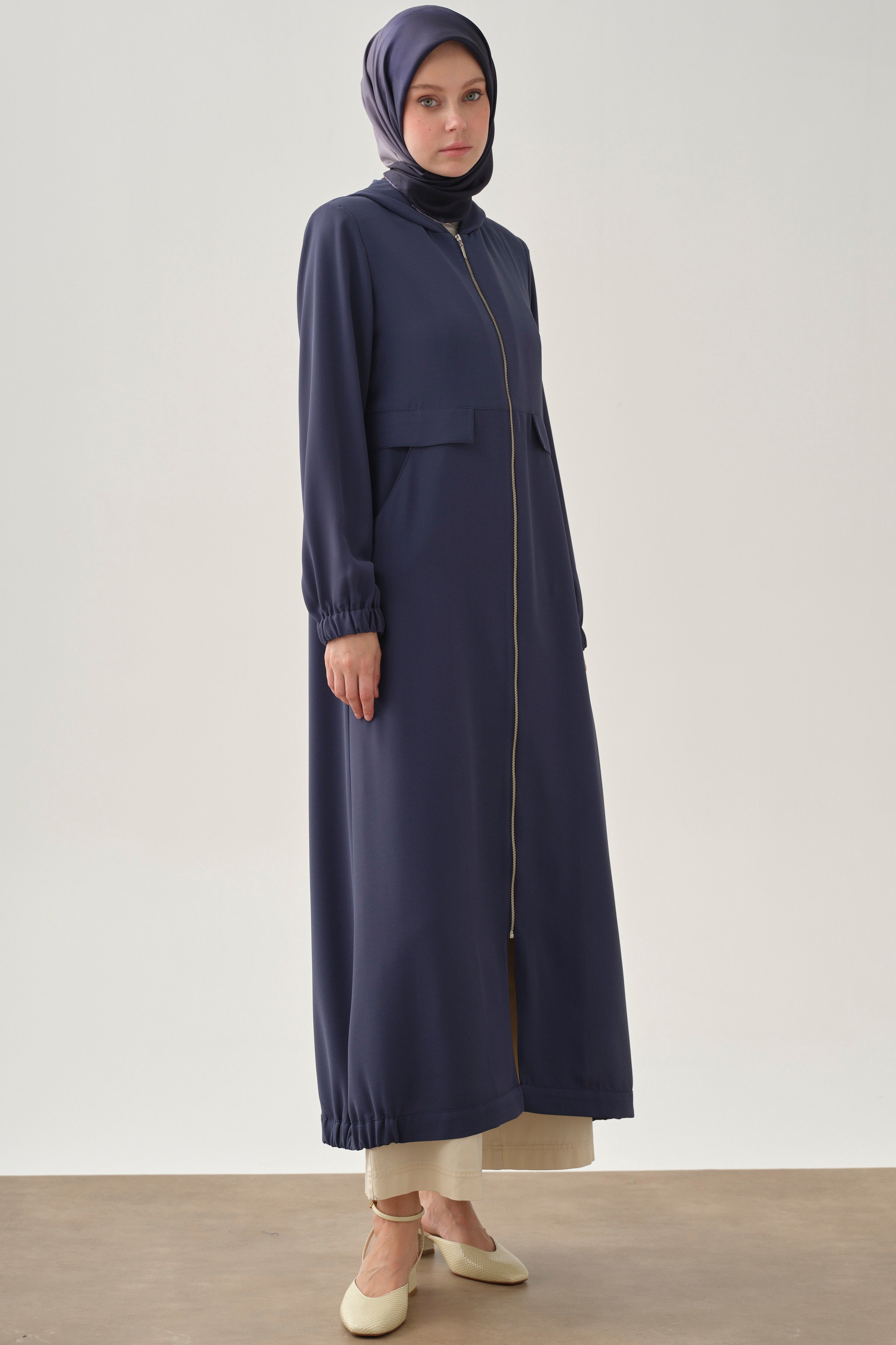 Kapüşonlu Fermuar Kapamalı Ferace - İndigo TUGBA