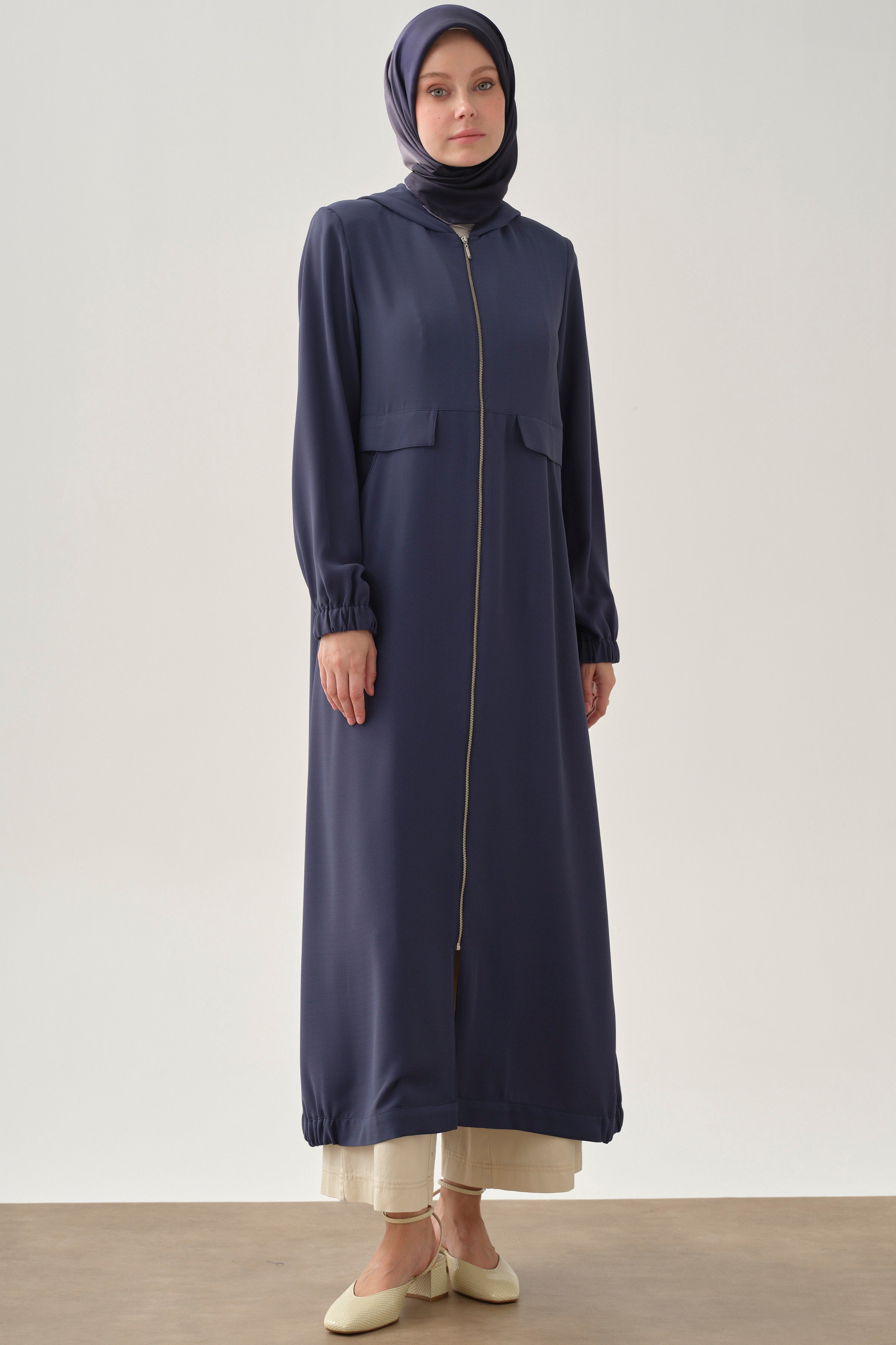 Kapüşonlu Fermuar Kapamalı Ferace - İndigo TUGBA