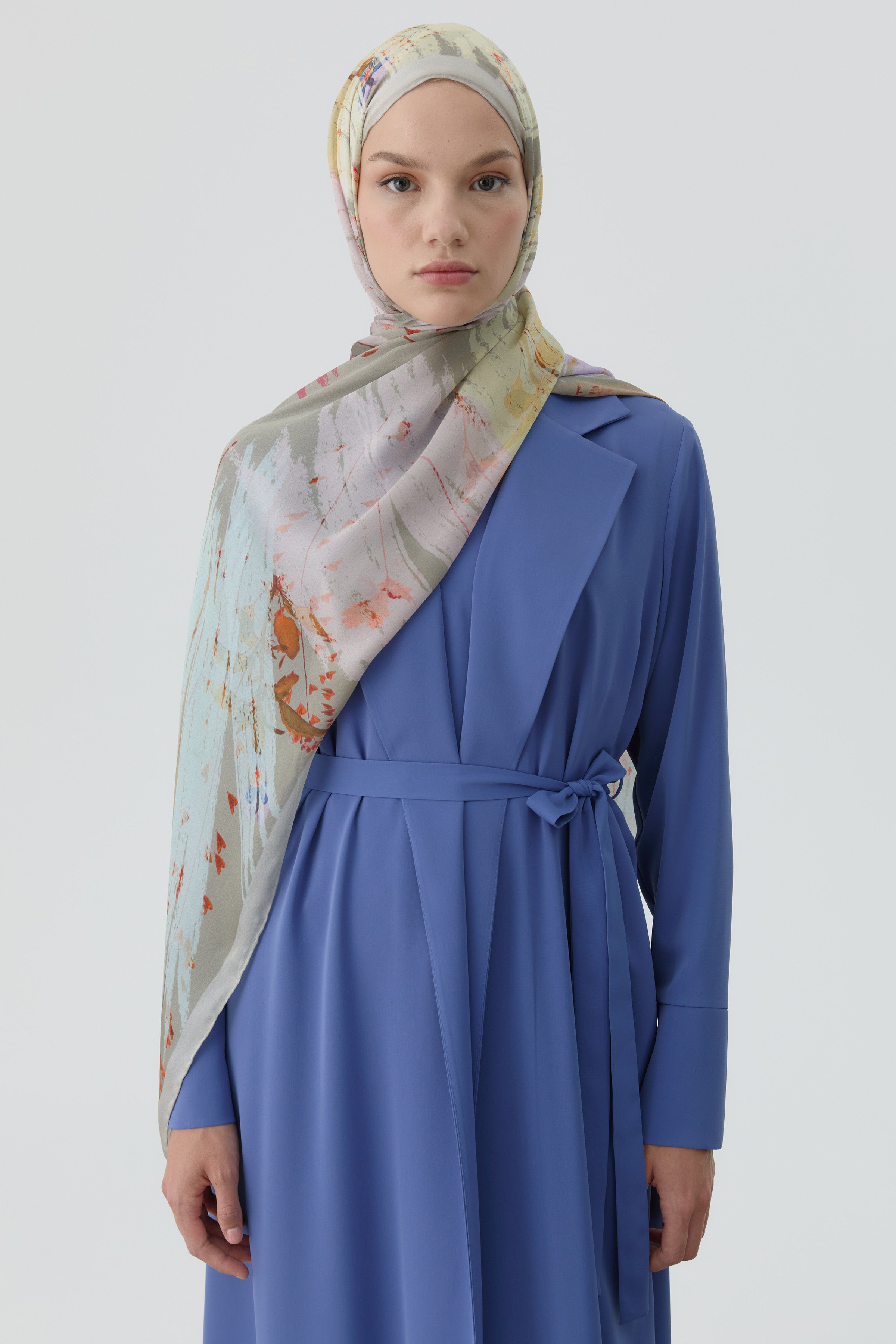 Kardelen Şifon İpek Şal - Gri TUGBA