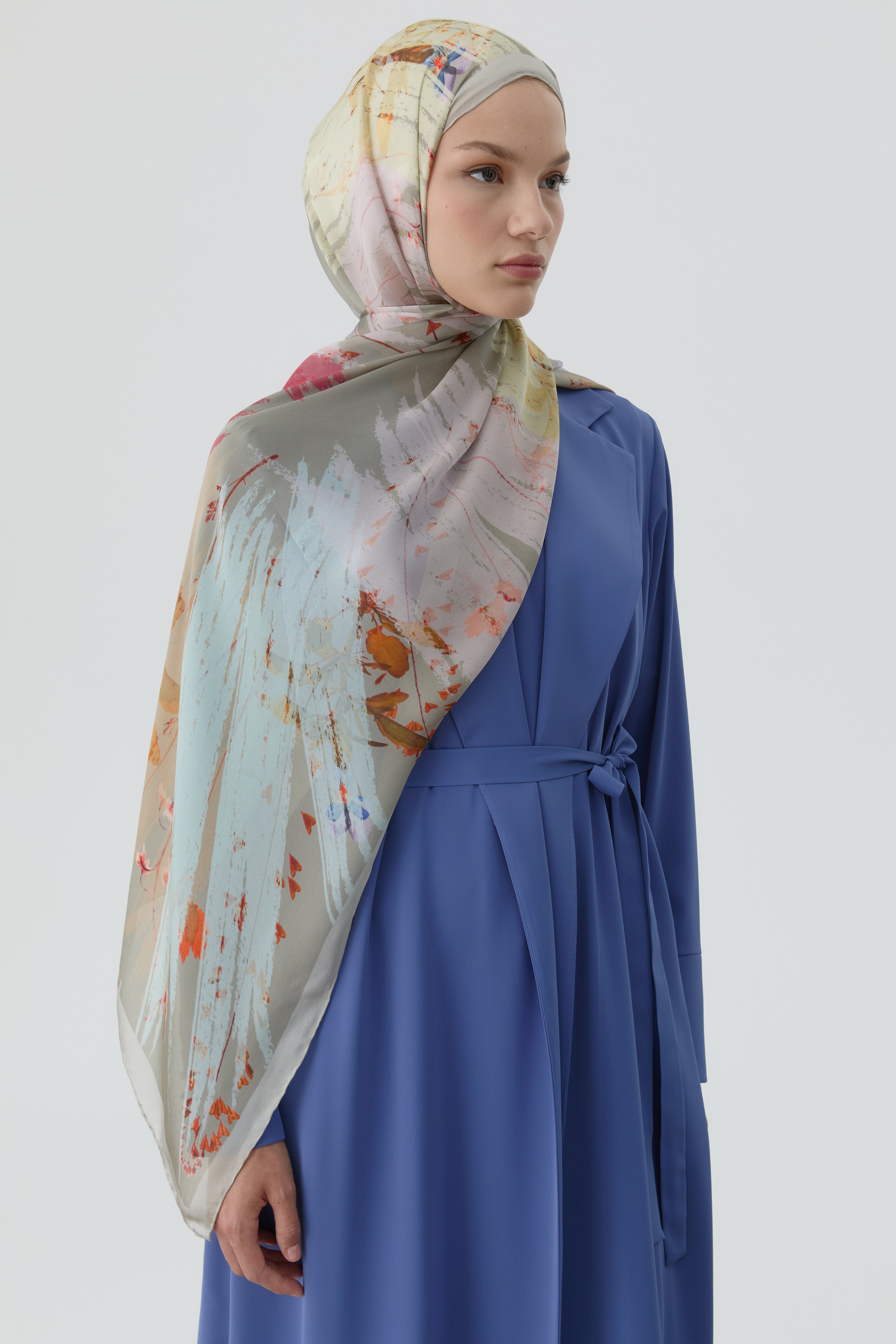 Kardelen Şifon İpek Şal - Gri TUGBA