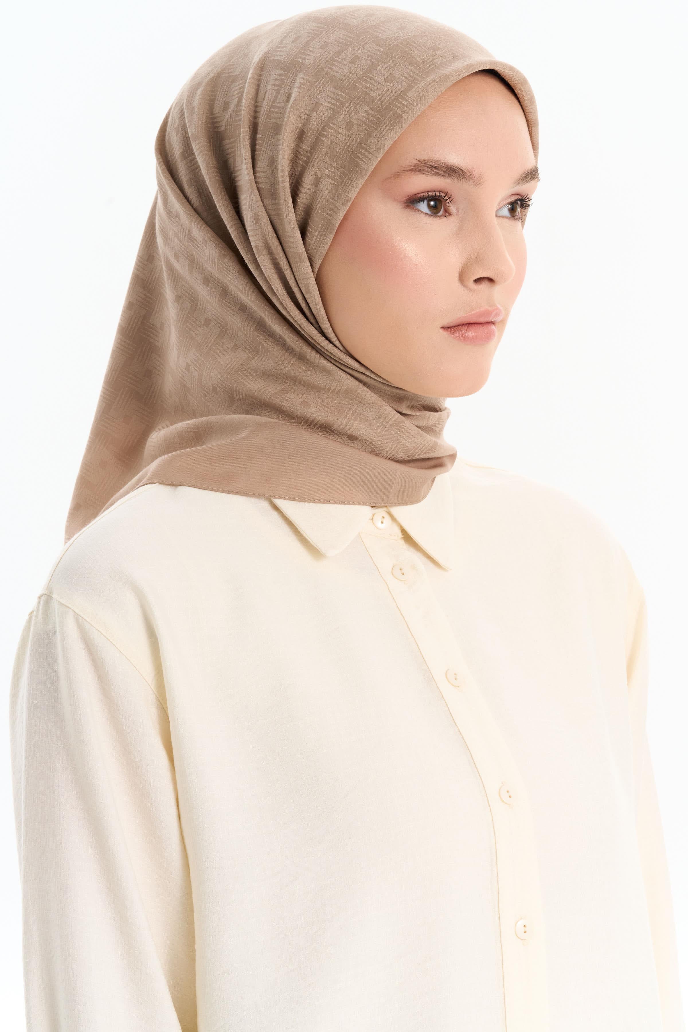 Geometrik Desen Pamuk Eşarp - Vizon TUGBA