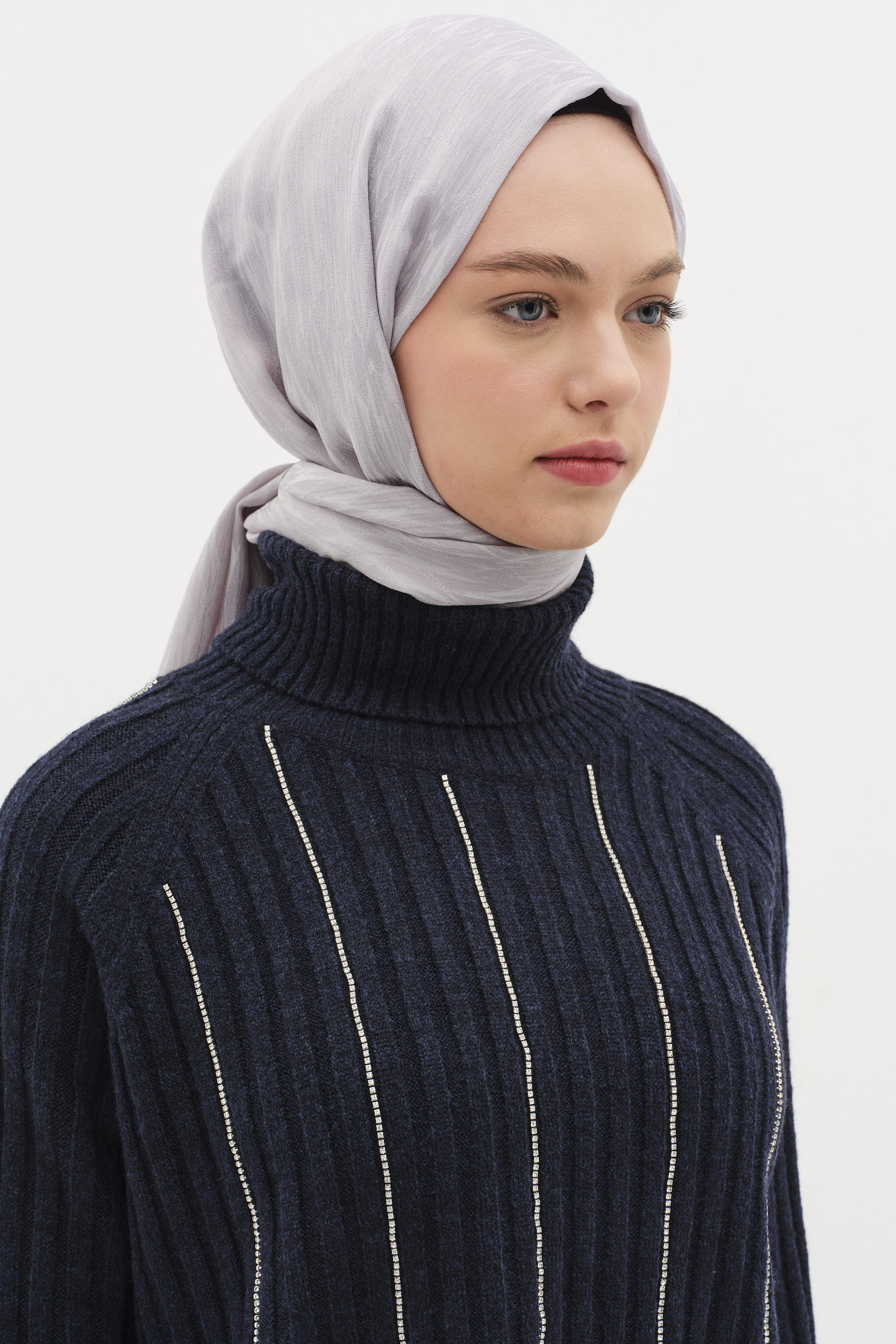 Karışık Desenli Floş Şal - Gümüş TUĞBA