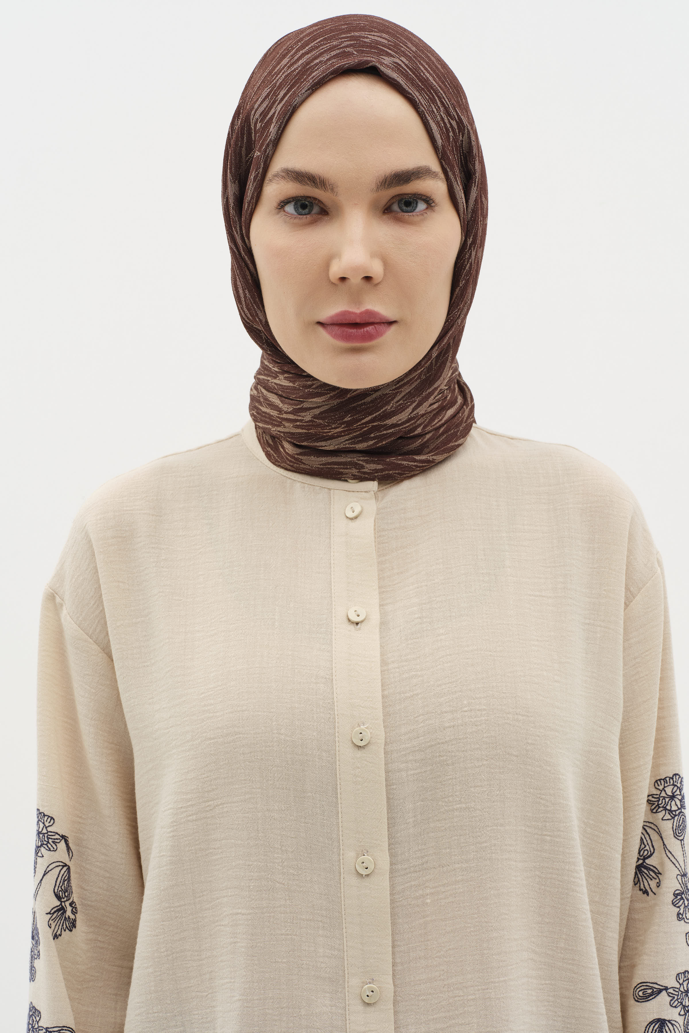 Karışık Desenli Floş Şal - Kahve TUGBA