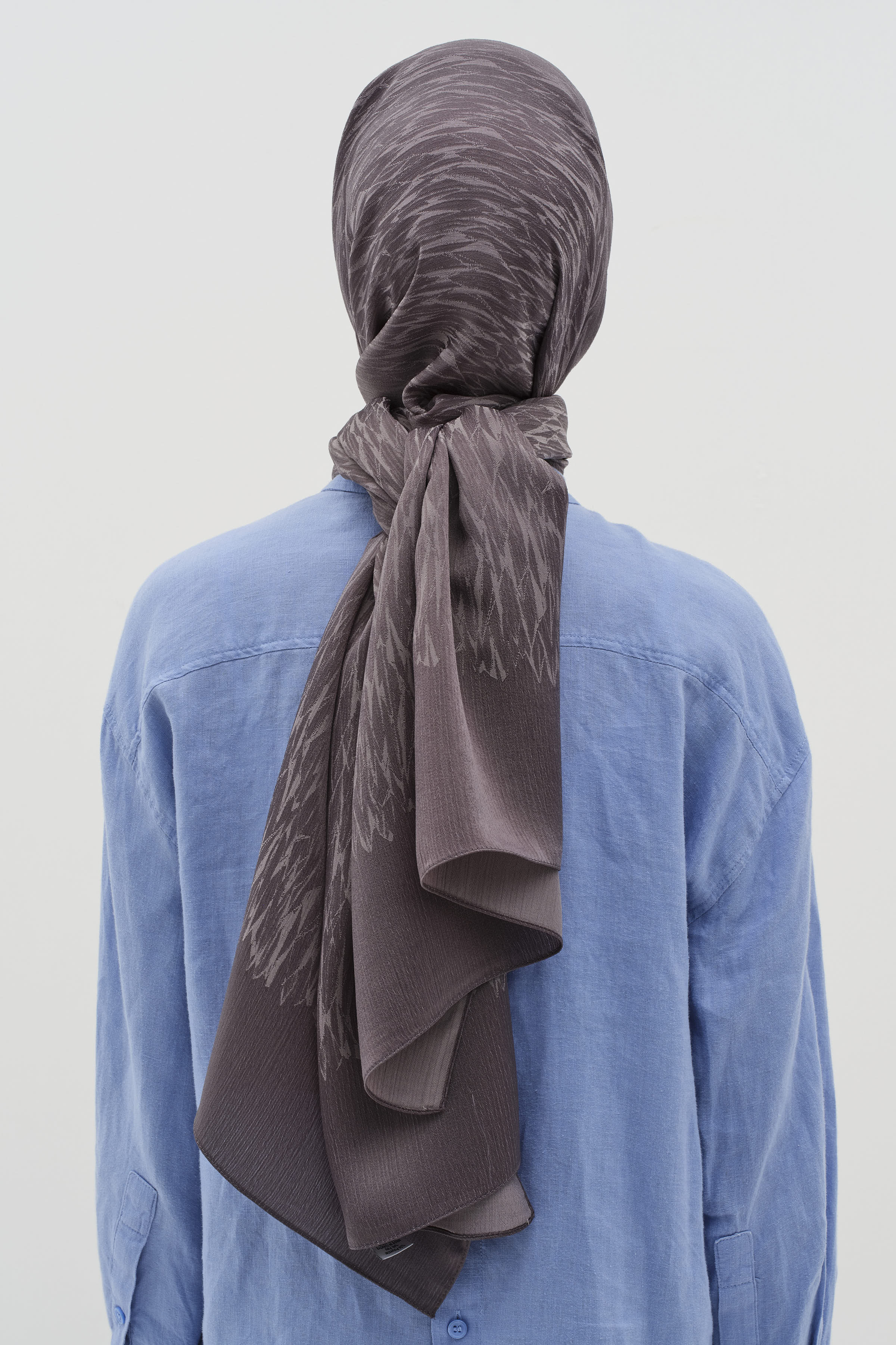 Karışık Desenli Floş Şal - Koyu Gri TUGBA