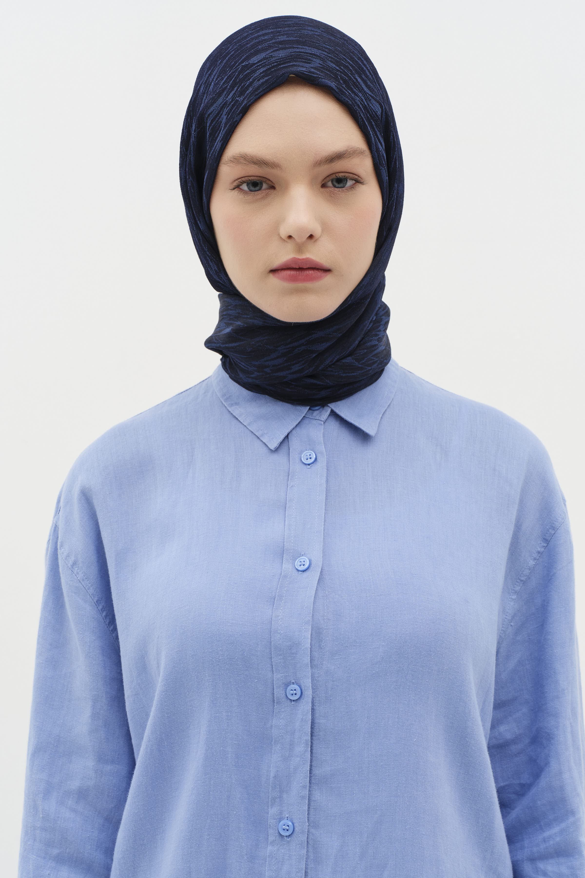 Karışık Desenli Floş Şal - Lacivert TUGBA