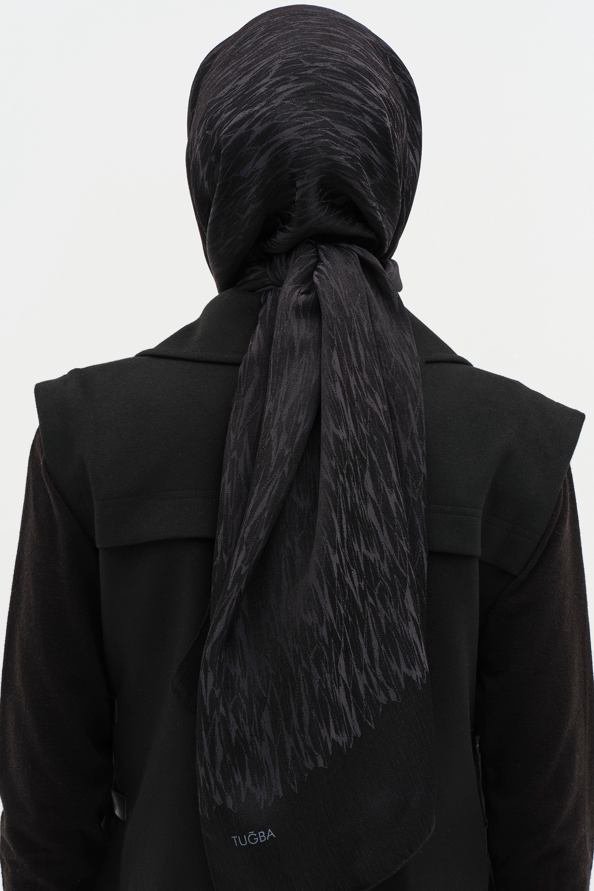 Karışık Desenli Floş Şal - Siyah TUĞBA