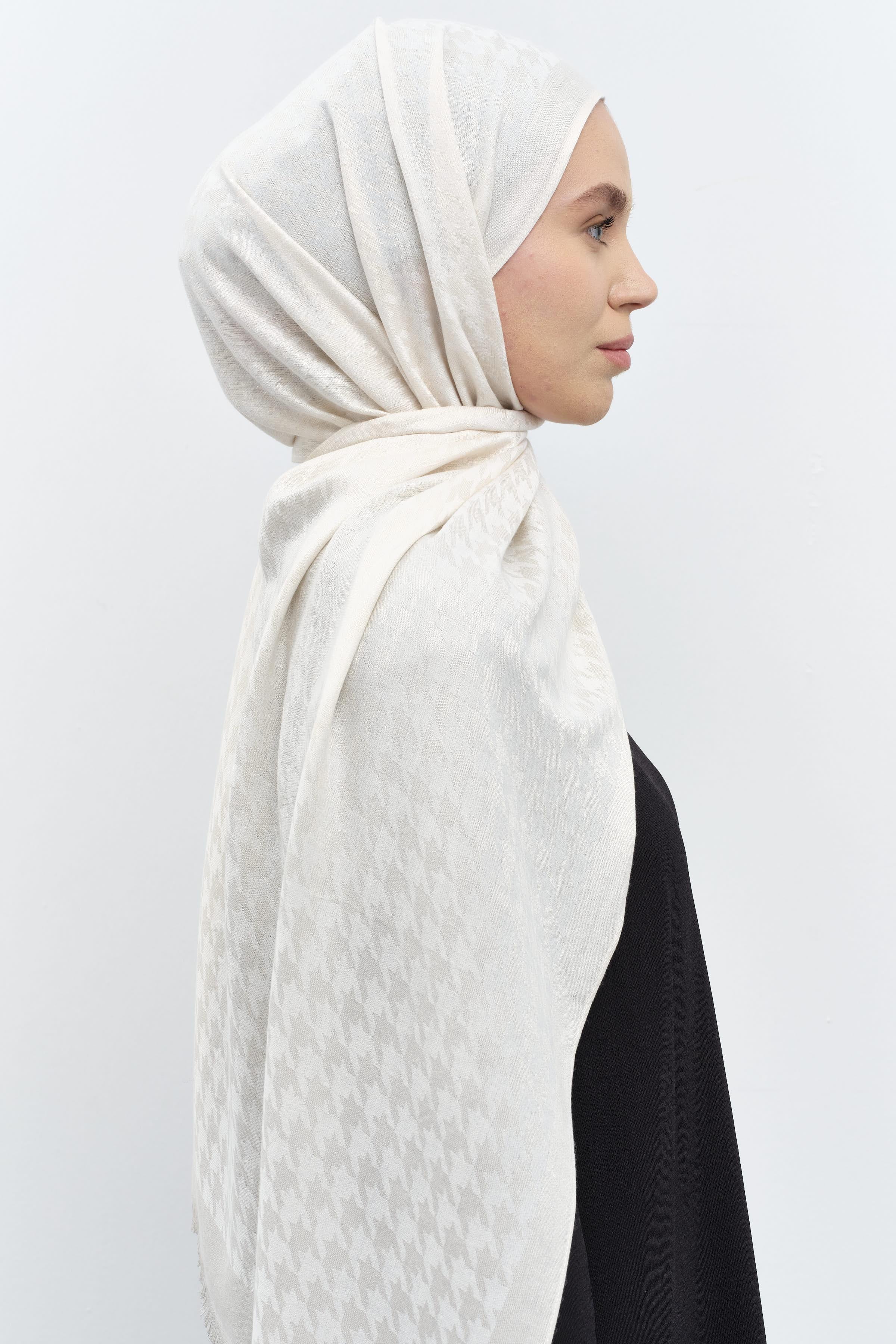 Kazayağı Desen Viskon Şal - Ekru TUGBA