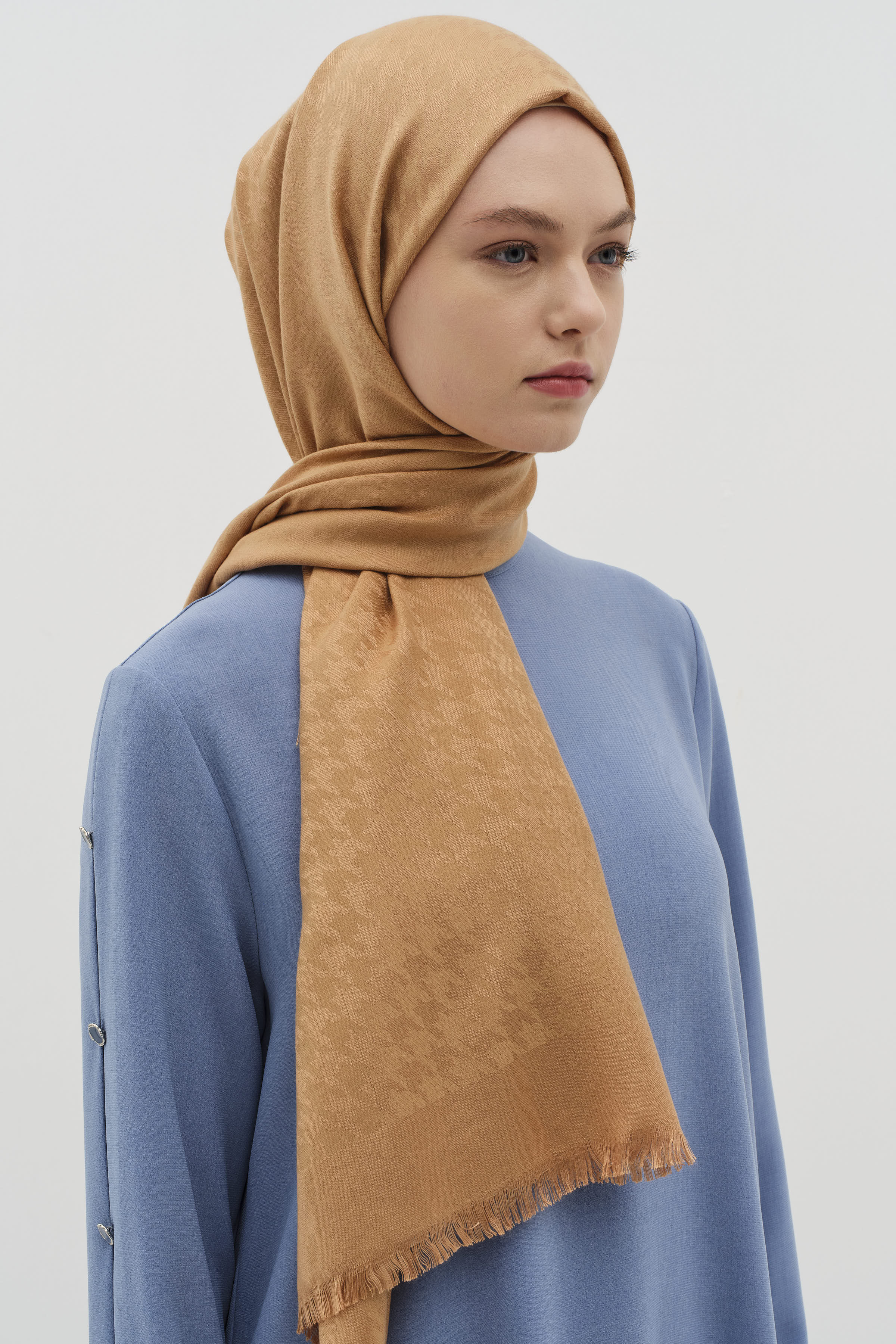 Kazayağı Desen Viskon Şal - Camel TUĞBA