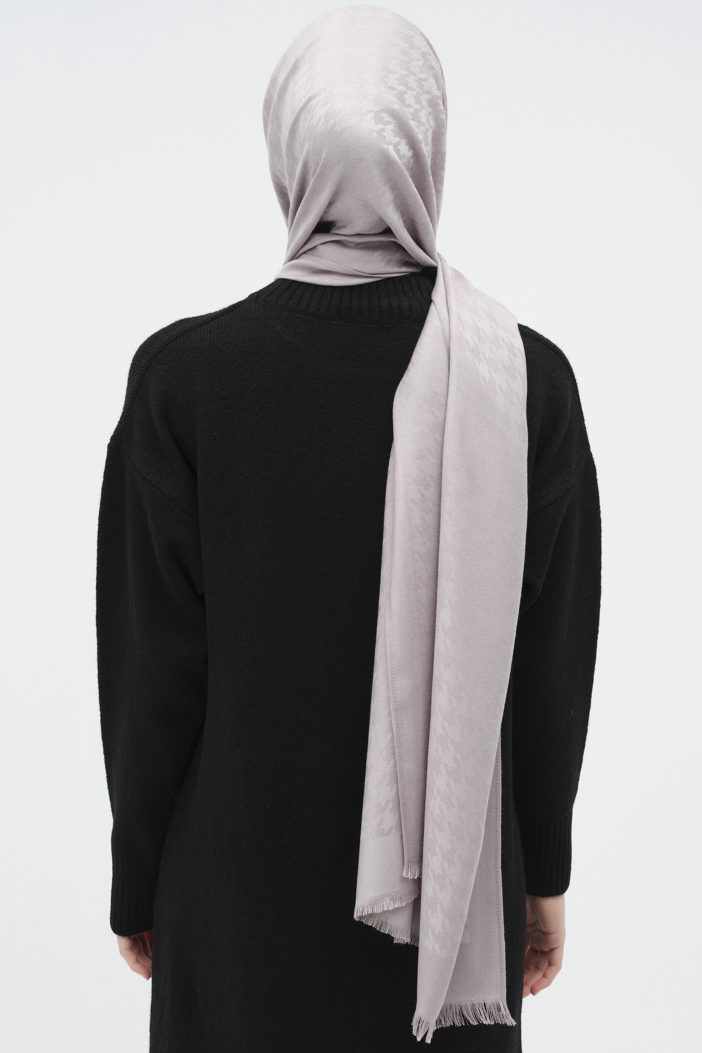 Kazayağı Desen Viskon Şal - Gri TUGBA