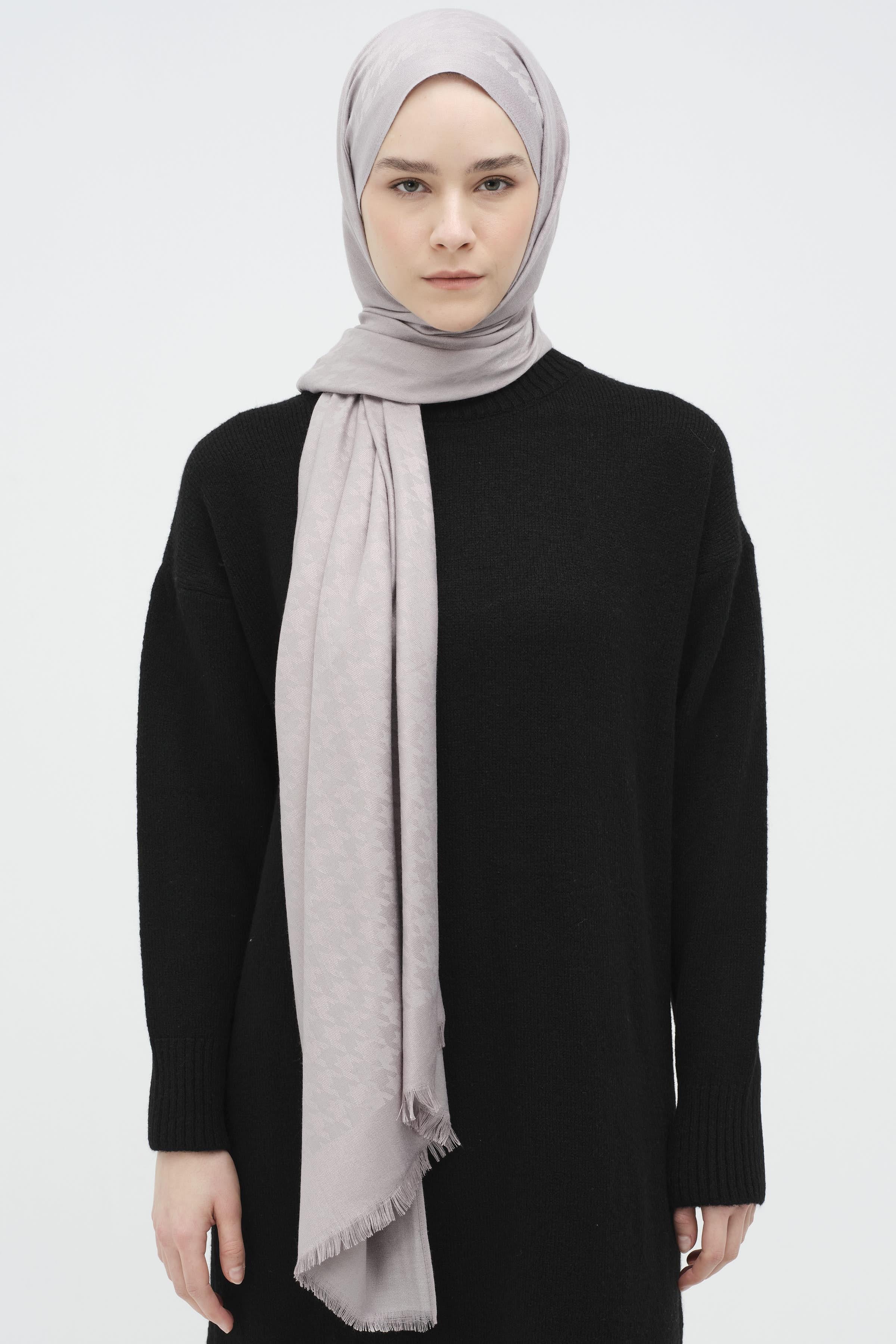 Kazayağı Desen Viskon Şal - Gri TUGBA