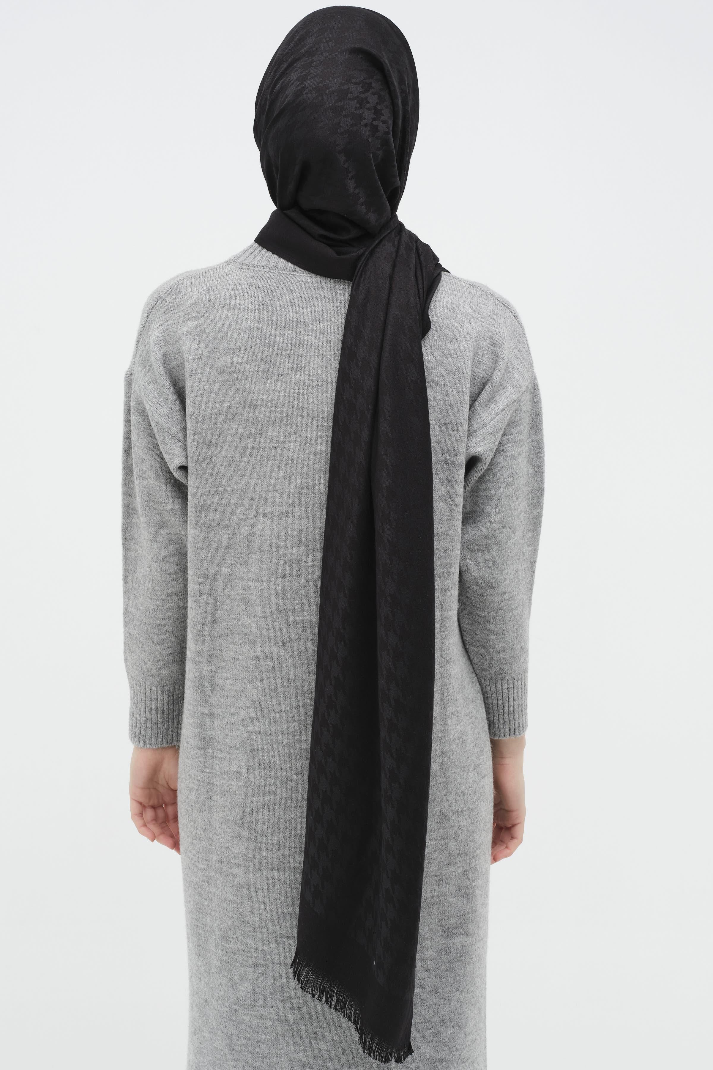 Kazayağı Desen Viskon Şal - Siyah TUGBA