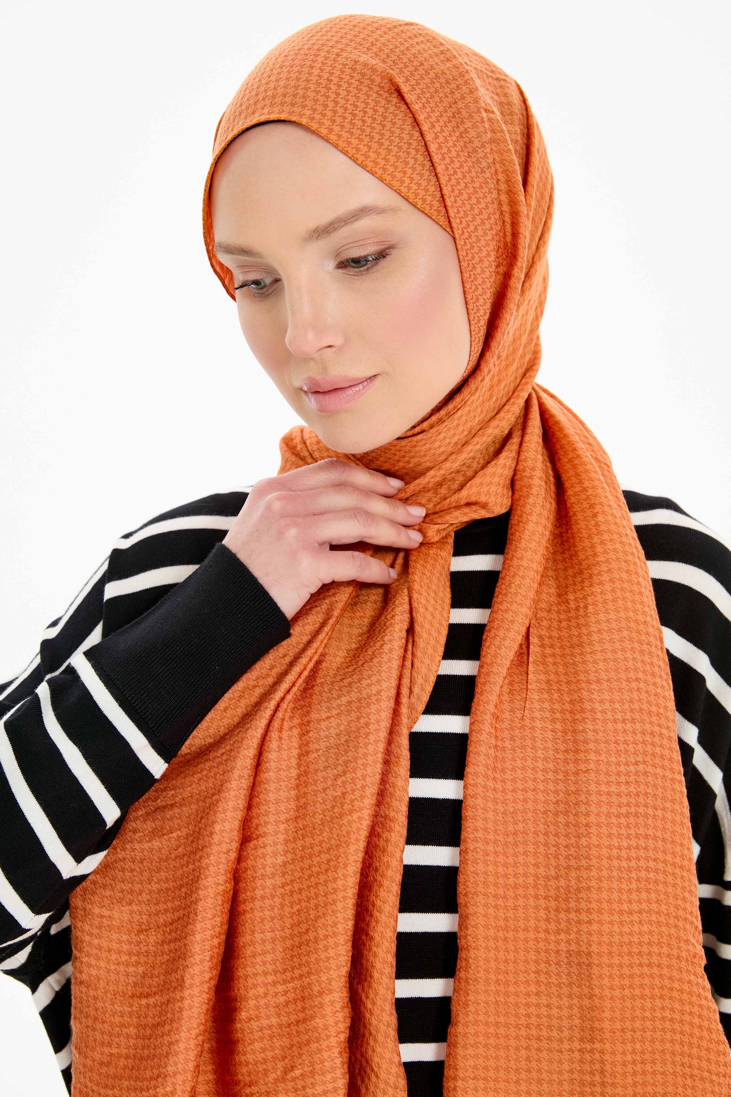 Kazayağı Desen Viskon Şal - Taba TUGBA